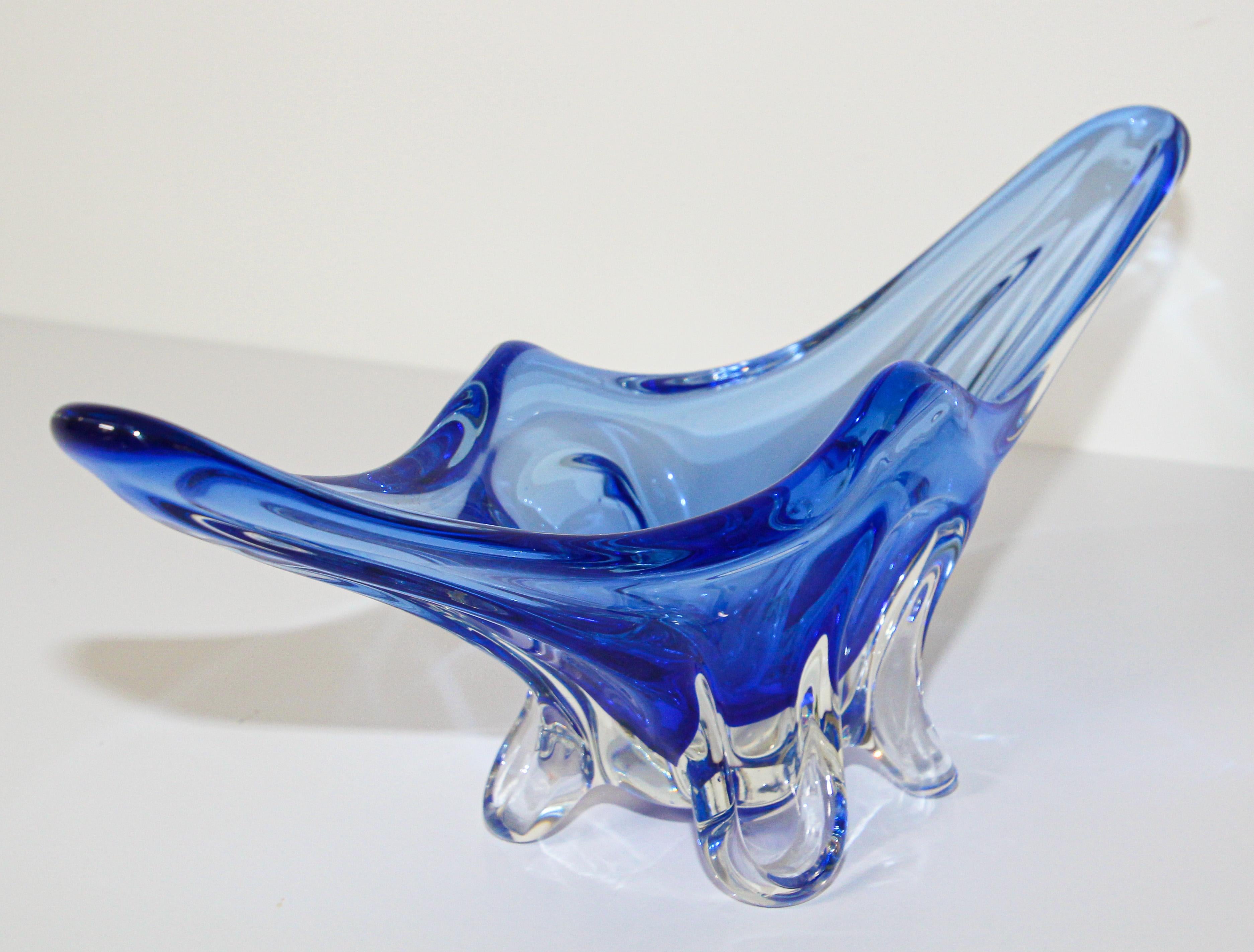 Cuenco decorativo grande azul moderno de cristal de Murano soplado a mano 3