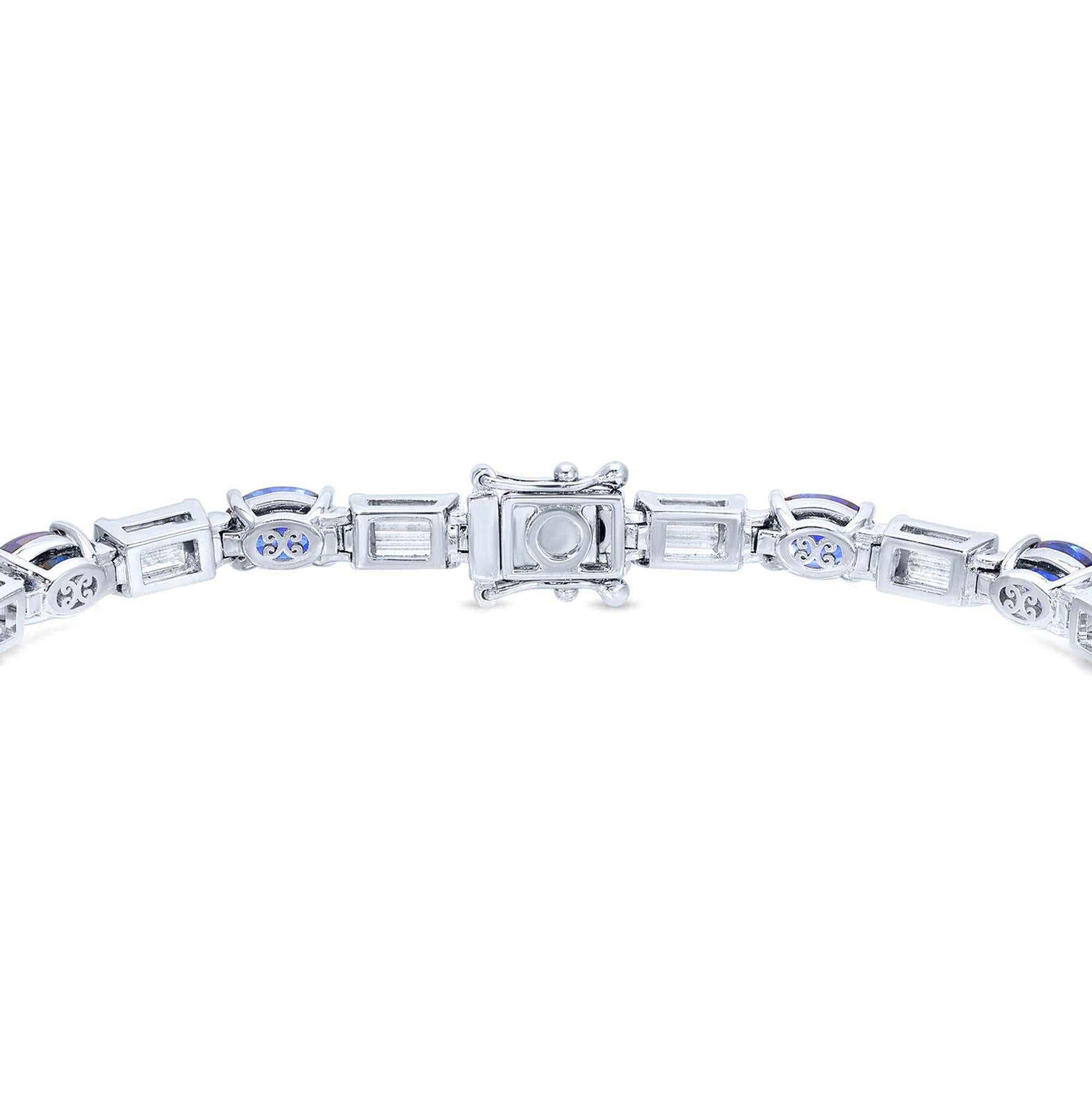 Mixed Cut Modern Blue Sapphire and Diamond Tennis Bracelet 15.25 Carats 18K White Gold For Sale