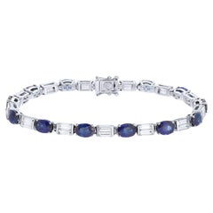 Bracciale moderno con zaffiro blu e diamanti 15,25 carati in oro bianco 18 carati