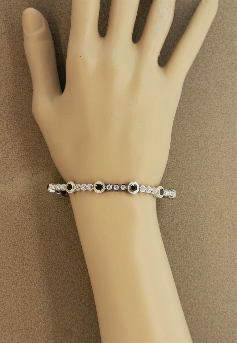 Modern Blue Sapphire Diamond Gold Tennis Bracelet For Sale (Free