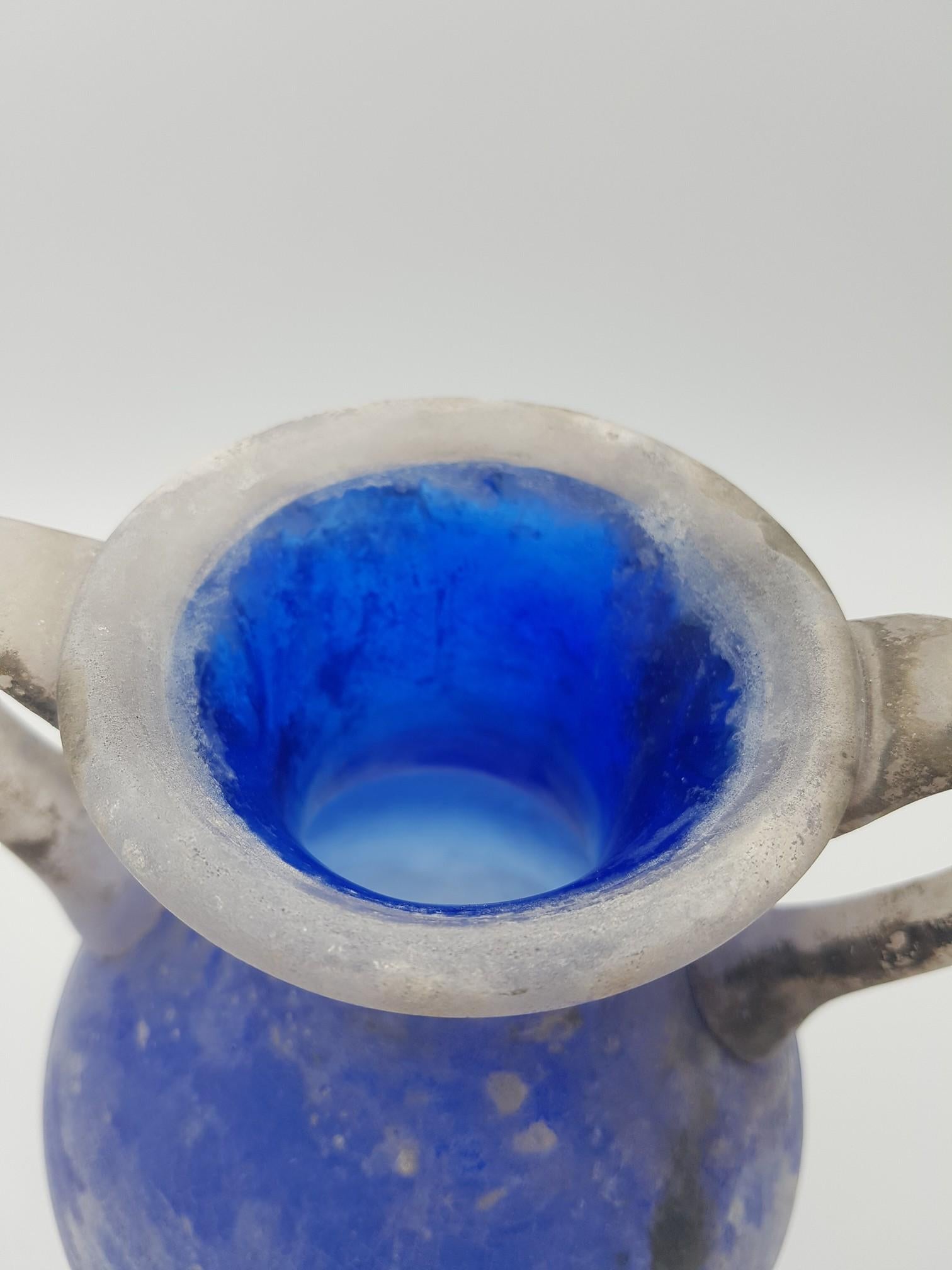 Modern Blue 'Scavo' Glass Amphora or 2-Handled Vase by Cenedese, Mid-1970s For Sale 2