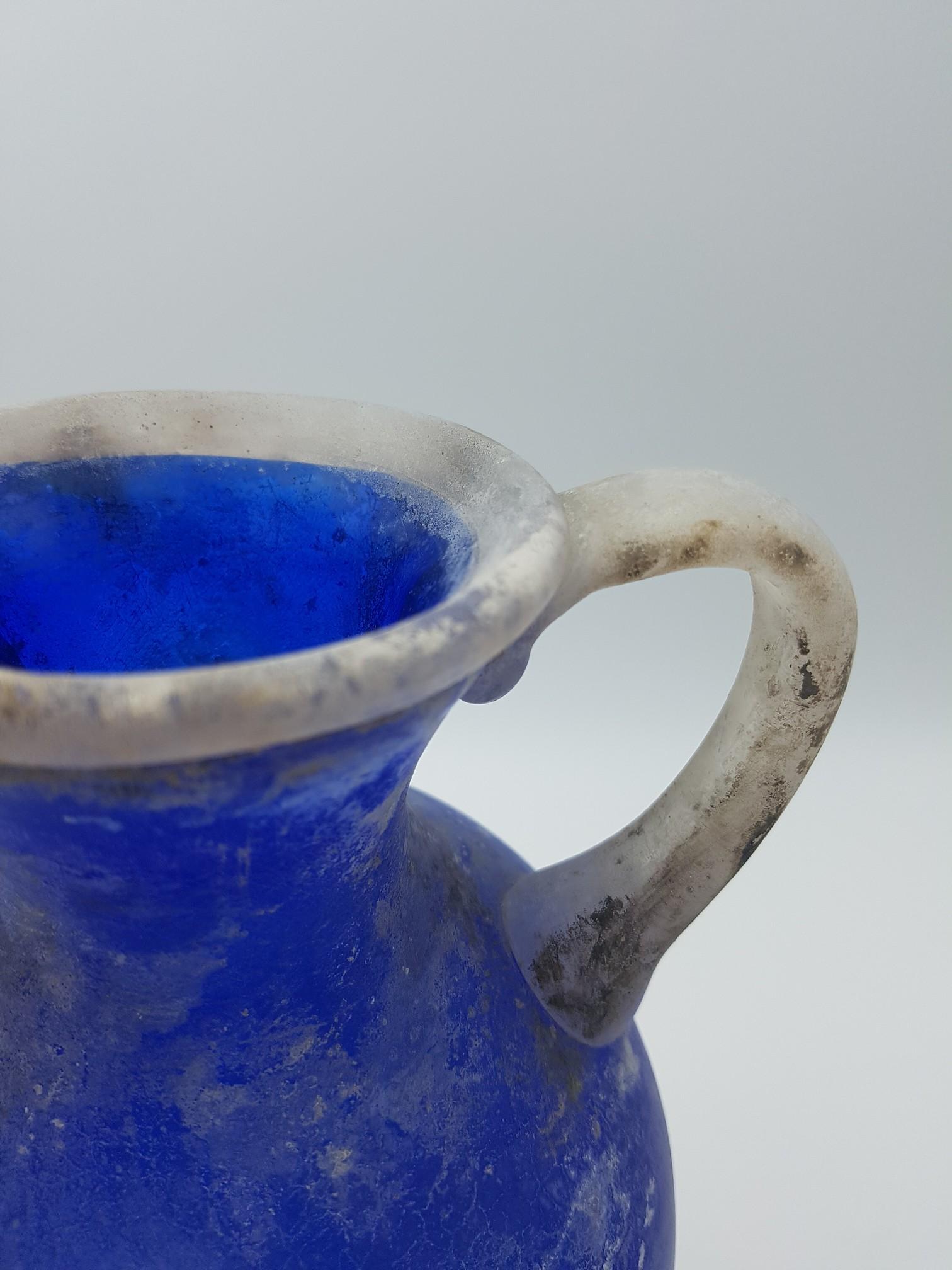 Hand-Crafted Modern Blue 'Scavo' Glass Amphora or 2-Handled Vase by Cenedese, Mid-1970s For Sale