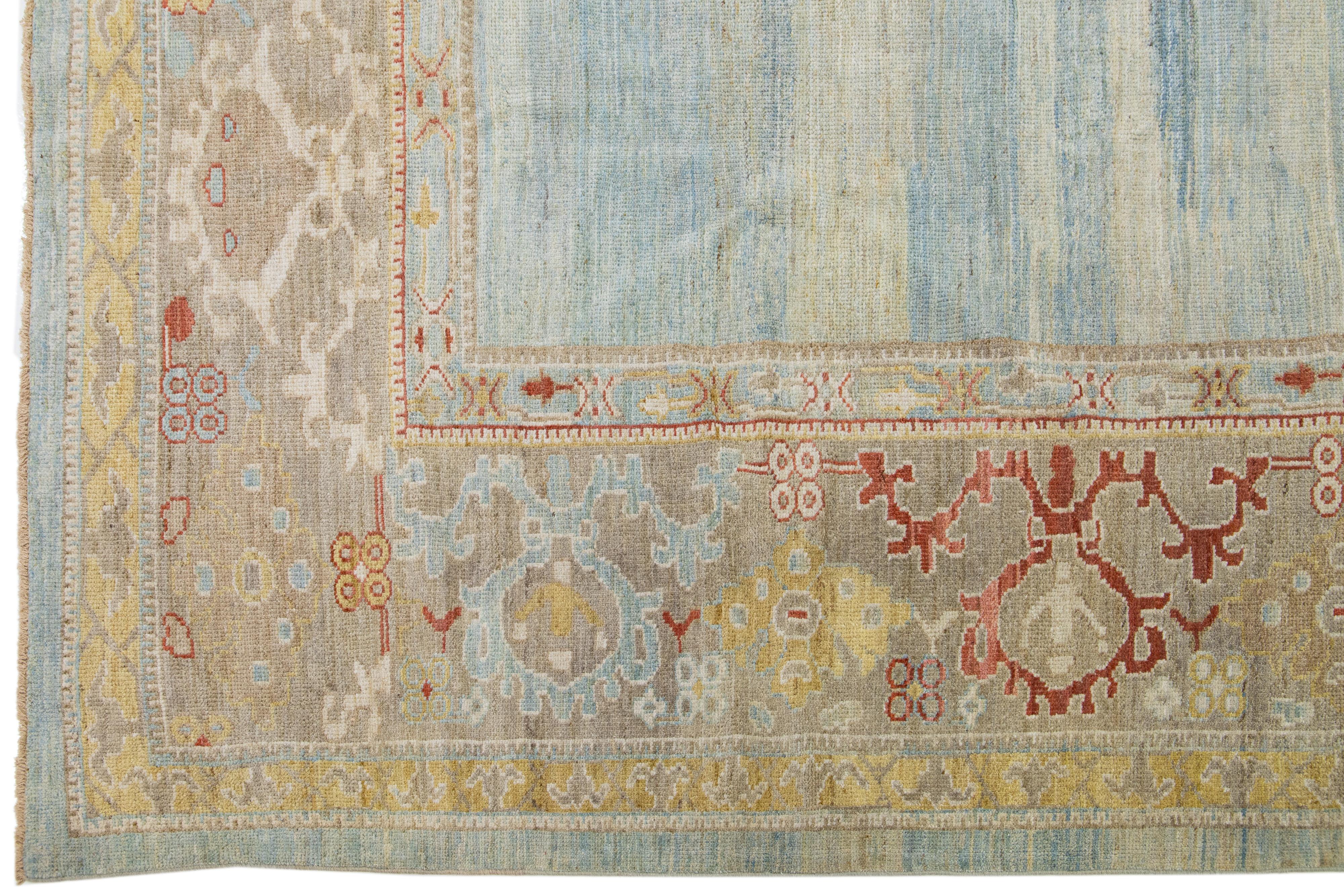 Modern Blue Sultanabad Wool Rug With Floral Motif In New Condition For Sale In Norwalk, CT