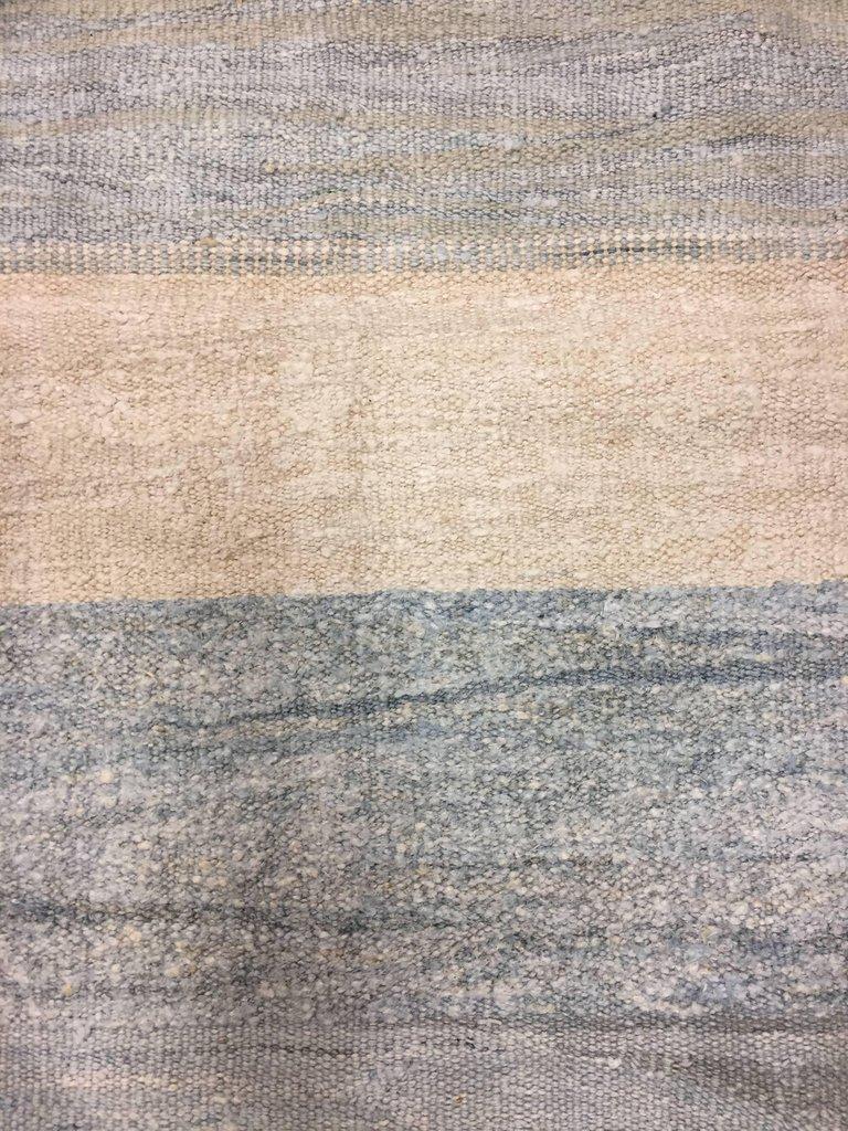 XXIe siècle et contemporain Tapis de chanvre turc à tissage plat bleu moderne, 9'11 x 13'7 en vente
