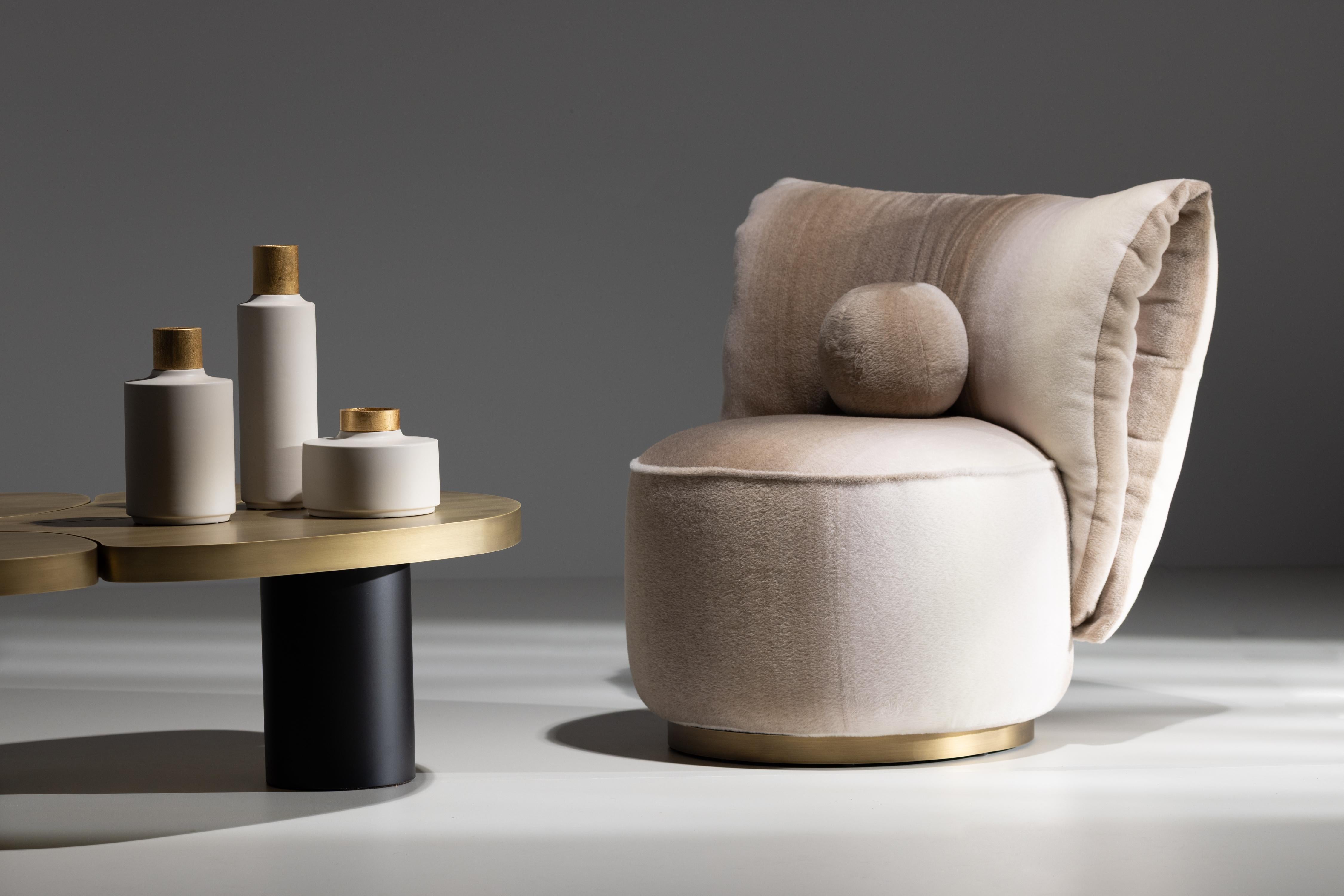 Fait main Fauteuil moderne Bolota, chaise d'appoint, alpaga, fabriqué à la main par Greenapple en vente