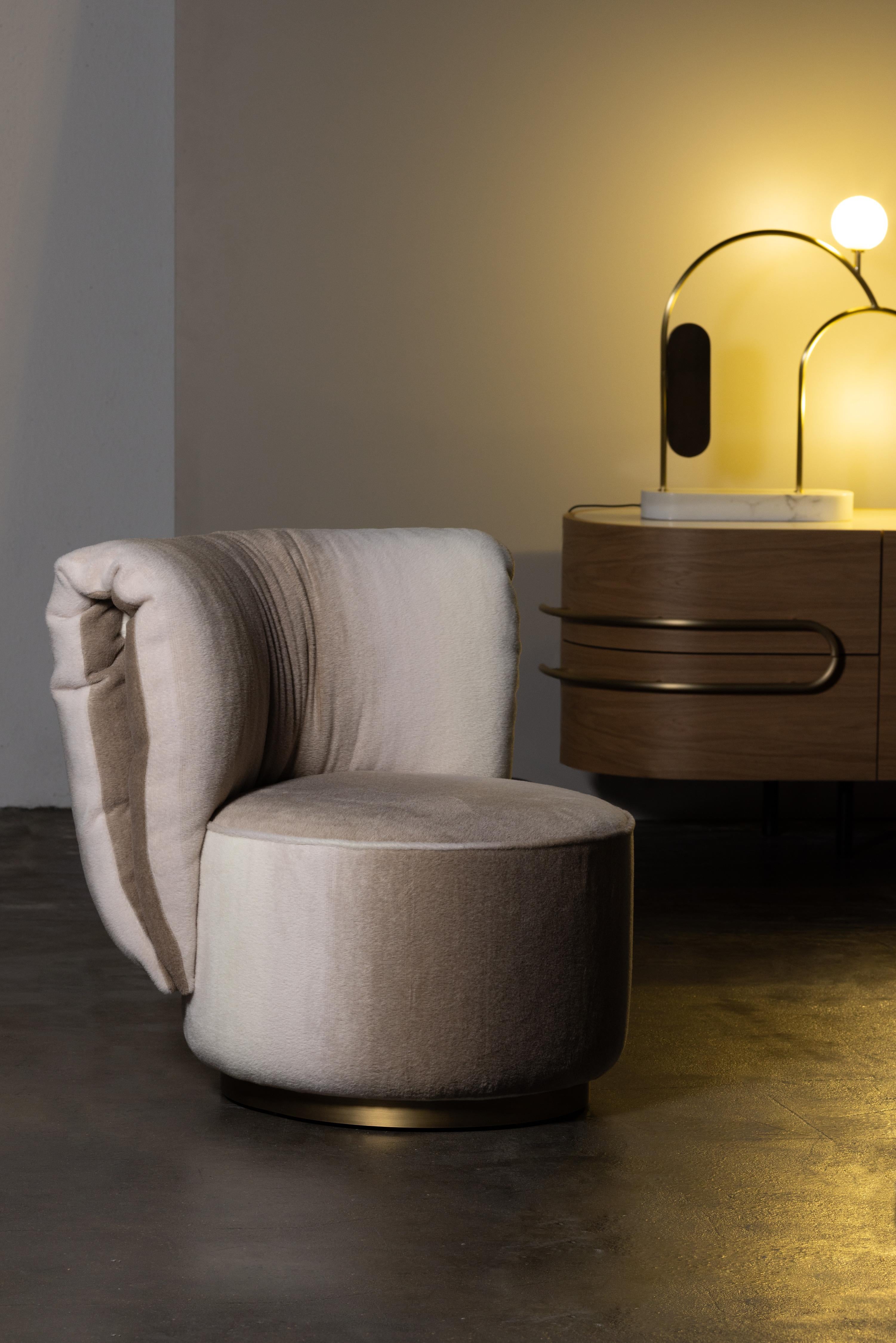 Fauteuil moderne Bolota, chaise d'appoint, alpaga, fabriqué à la main par Greenapple en vente 3