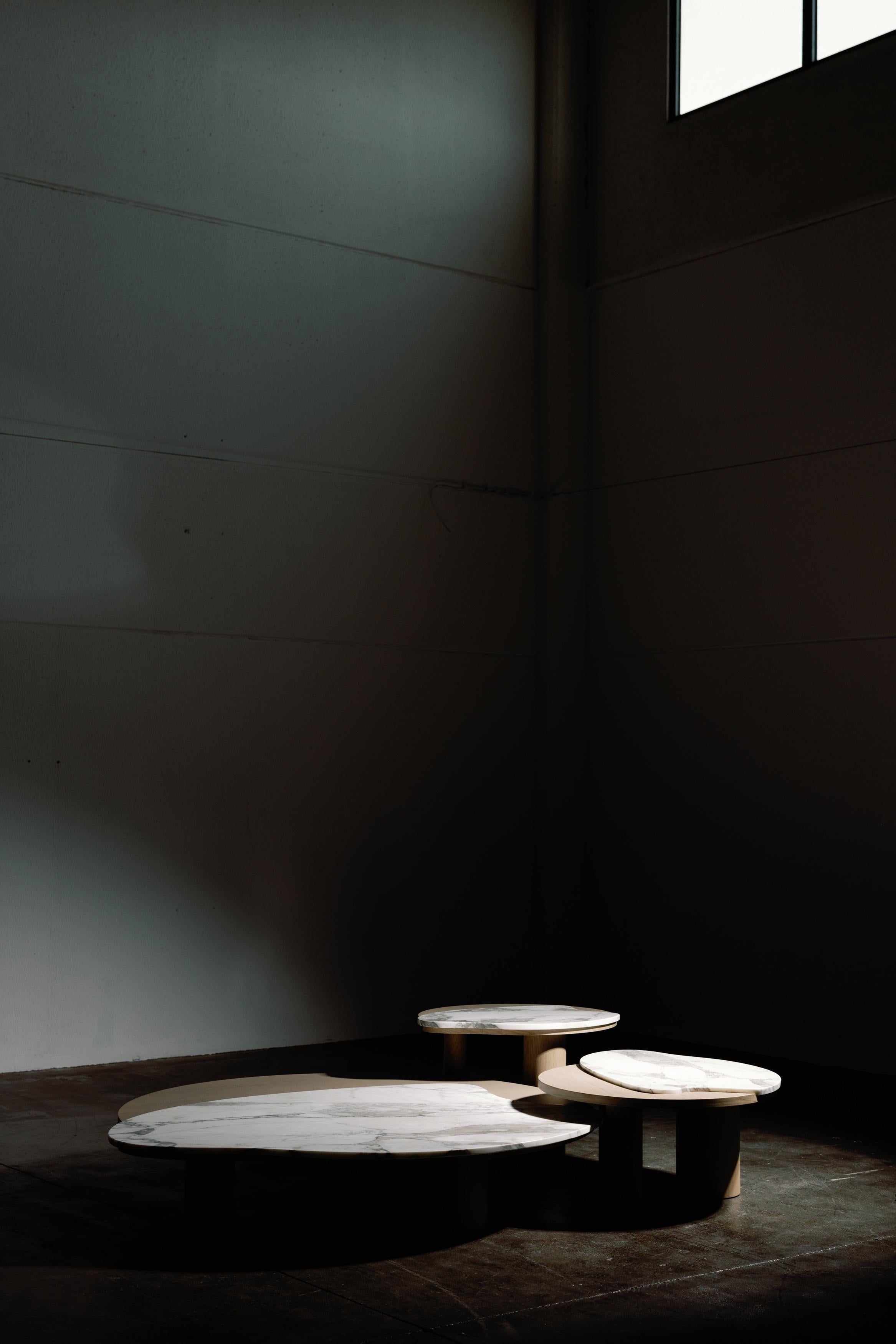 Bordeira Nesting Coffee Tables, Contemporary Collection, Handcrafted in Portugal - Europe by Greenapple.

The Bordeira nesting coffee table was designed to bring the essence of nature into interior spaces, drawing inspiration from the captivating