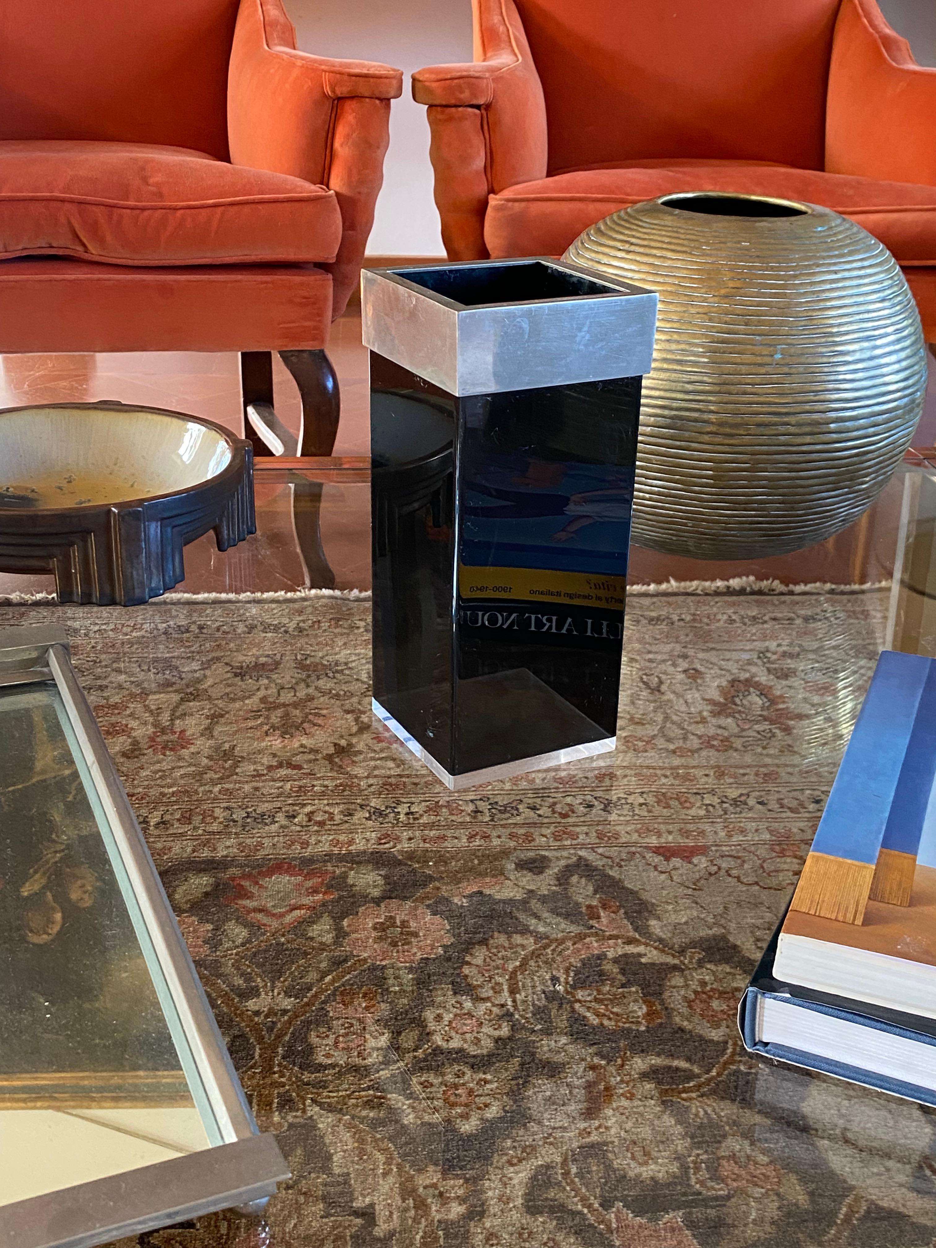 Modern bottle holder, Italy, ca. 1970s For Sale 6