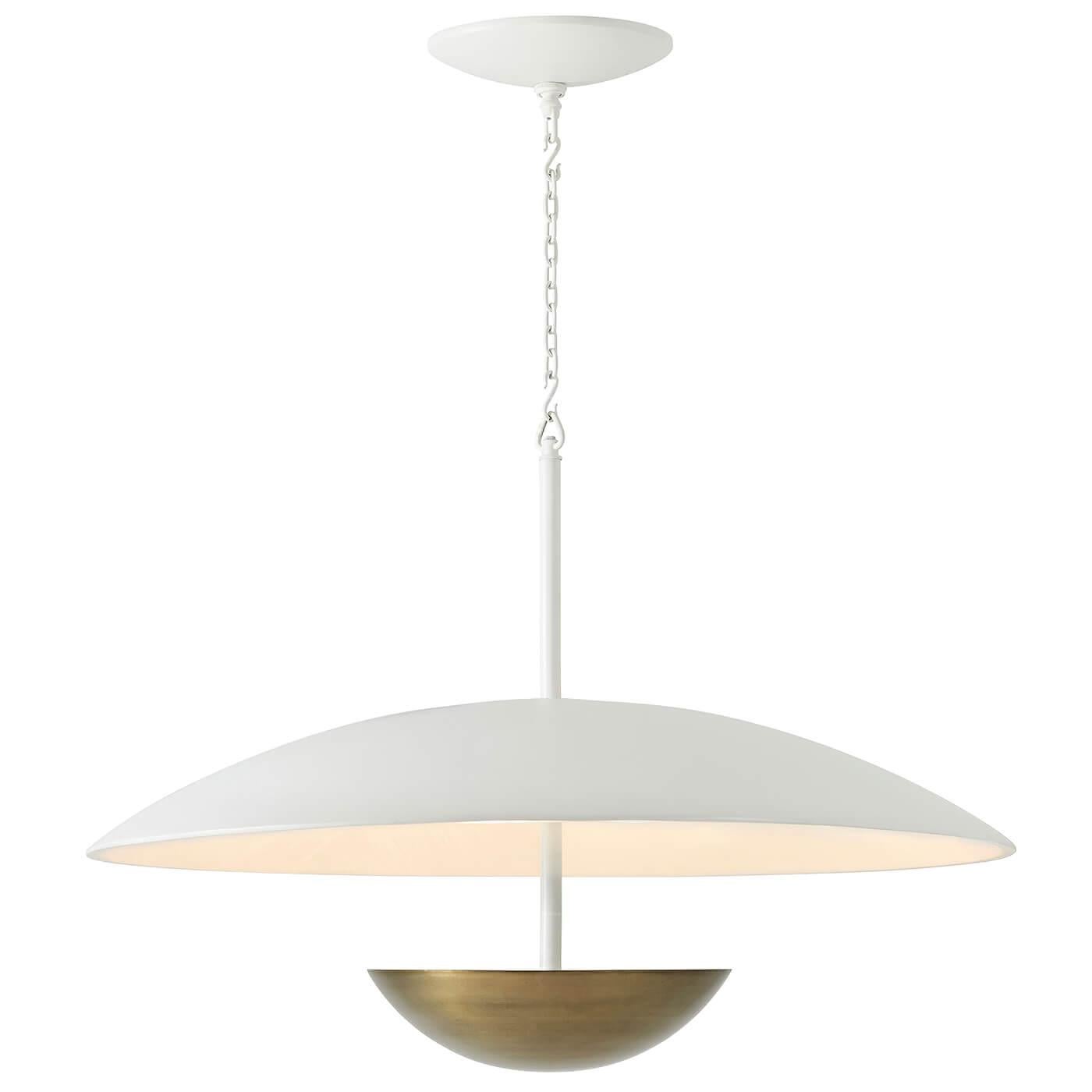 Luminaire moderne à vasque avec une verrière en composite blanc texturé au-dessus d'une vasque en acier finition bronze. Avec une chaîne peinte et une verrière au plafond.

Dimensions : 43