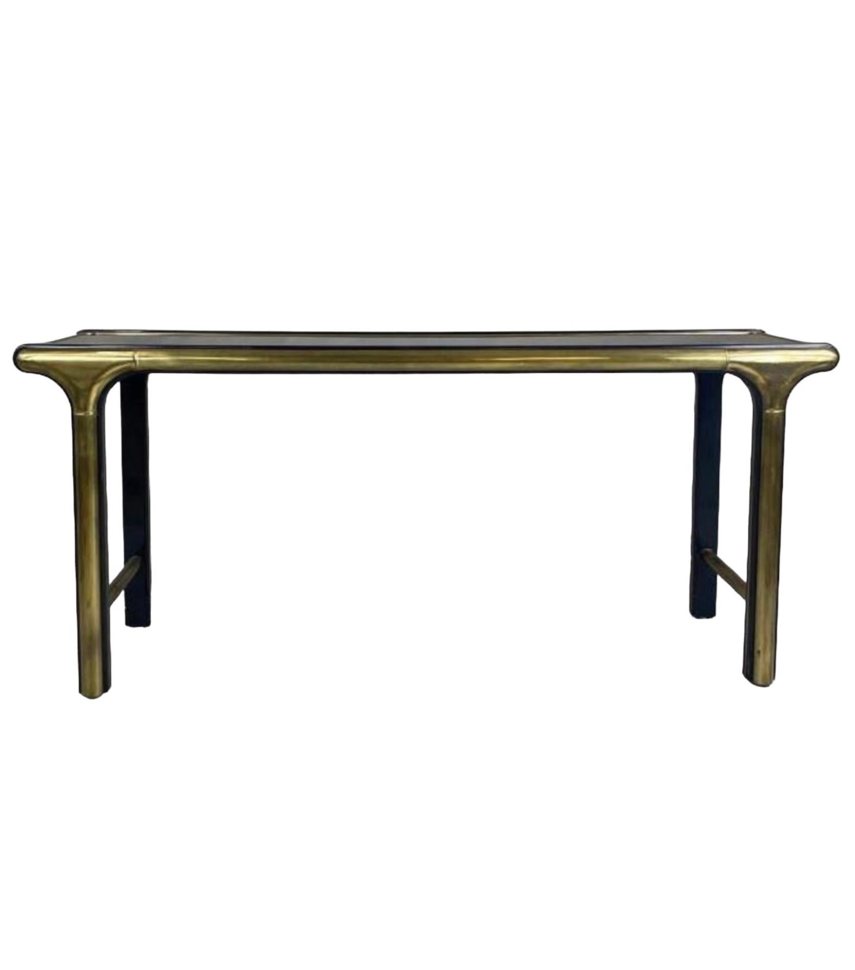 Modern Brass And Lacquer Console Table By William Doezema For Mastercraft In Good Condition For Sale In Kennesaw, GA