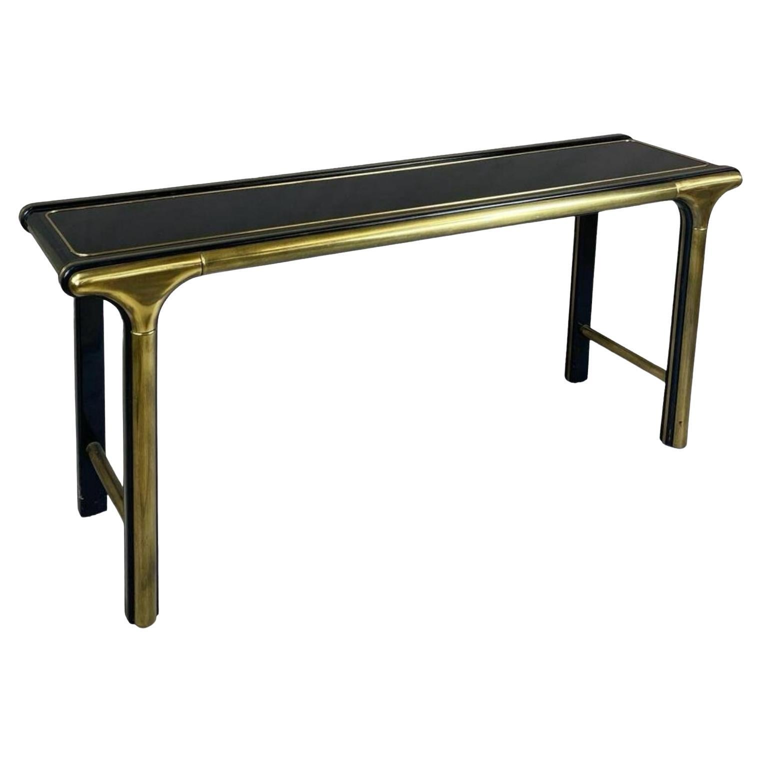 Table console moderne en laiton et laque de William Doezema pour Mastercraft en vente