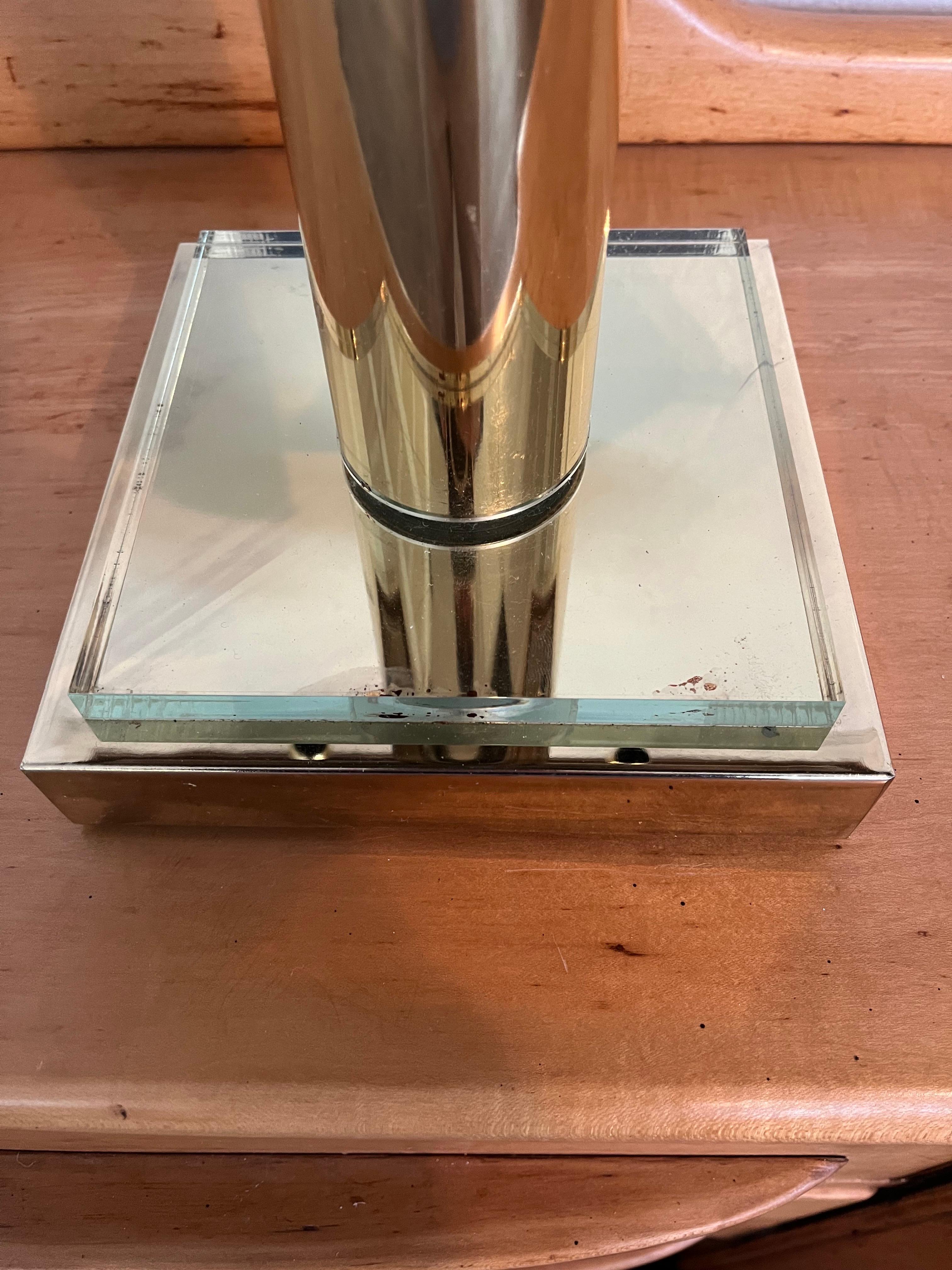 20th Century Modern Brass and Lucite Bankers Lamp For Sale