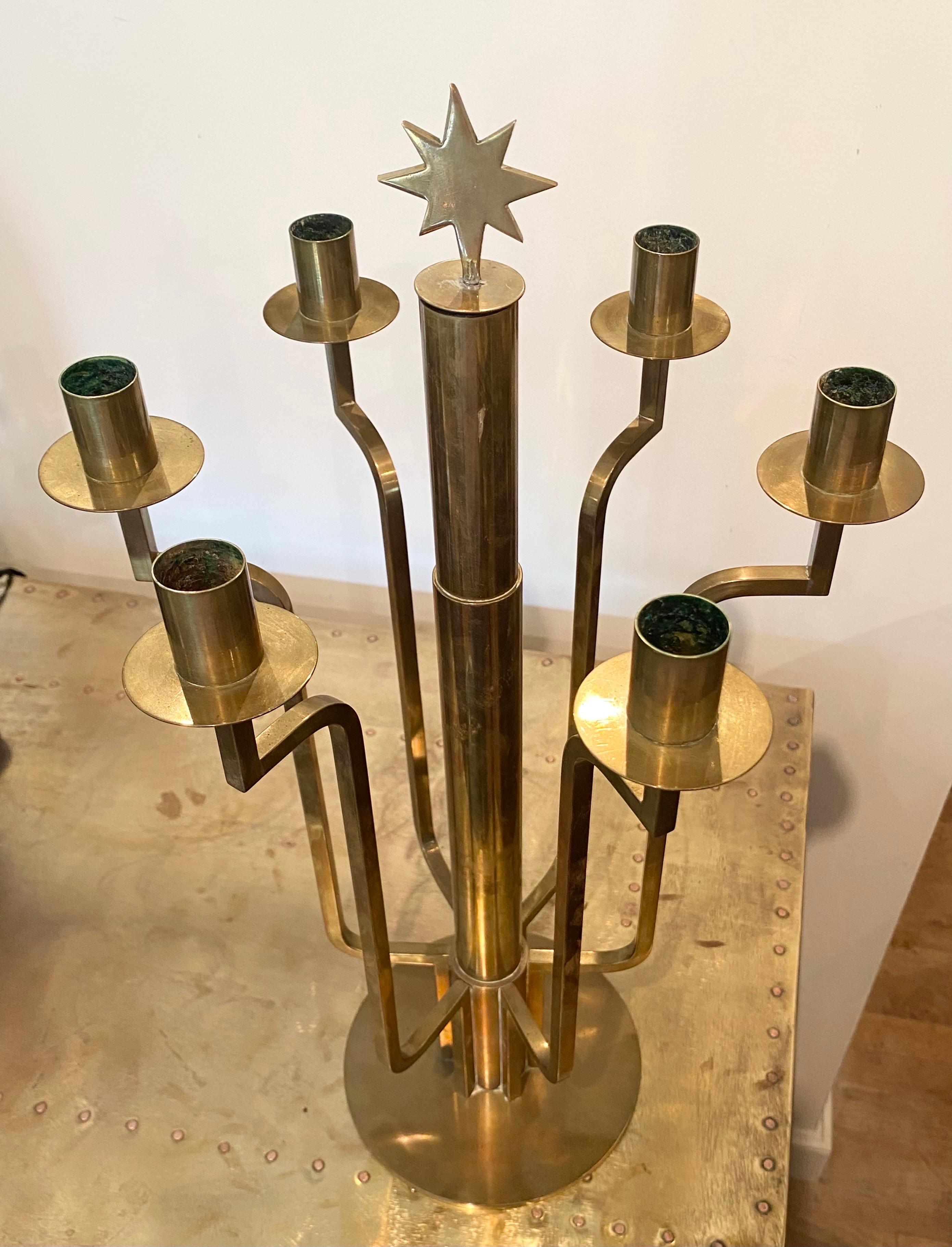 Candelabro moderno in ottone in vendita 1