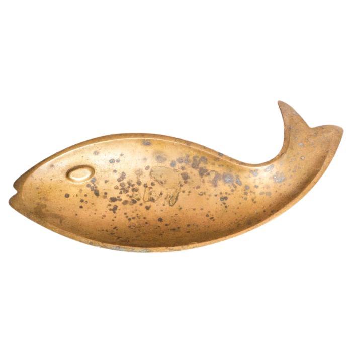 Ashtray
Mid Century Modern Brass Ashtray or Catch it All in a Fish Shape made Israel.
Dimensions are: 9L x 4W x .75 H
Item is in original unrestored vintage preowned Condition.
Wear present. Patina present.
Please see all the images.