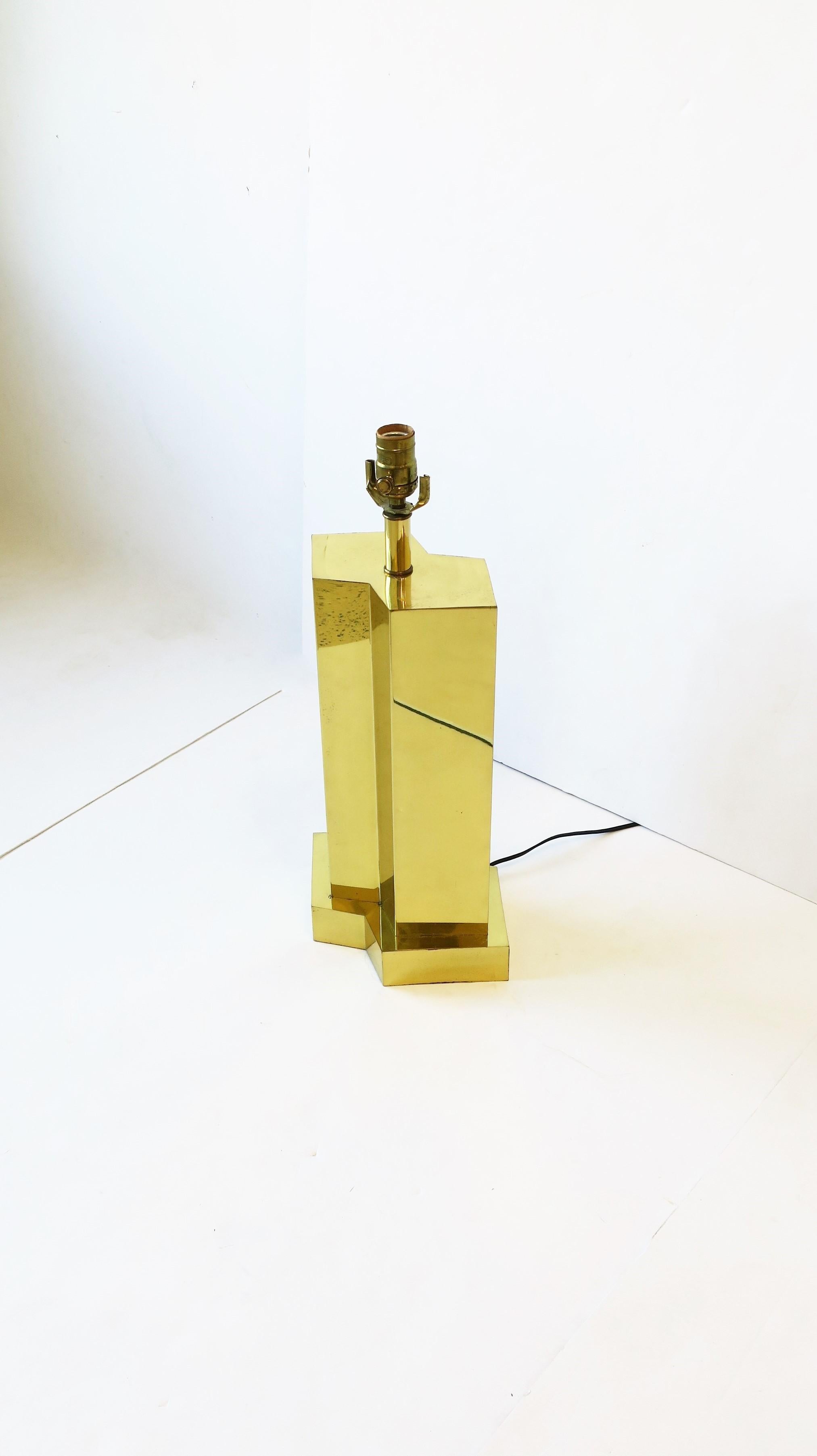 '70s Modern Postmodern Brass Desk or Table Lamp, circa 1970s In Good Condition For Sale In New York, NY