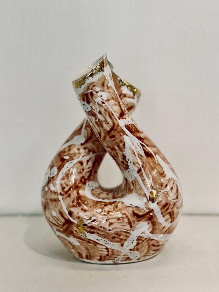 Fait main Céramique brésilienne moderne. Vase en céramique, c. 1950. Céramique polychrome émaillée en vente