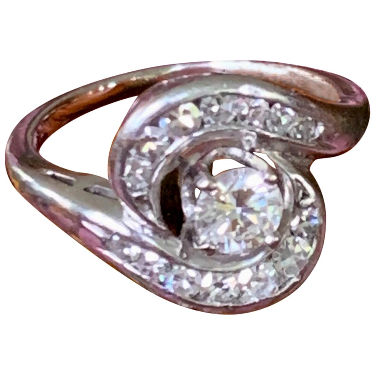 Modern Brilliant Cut .35 Carat Diamond 18 Karat White Gold Ring For Sale