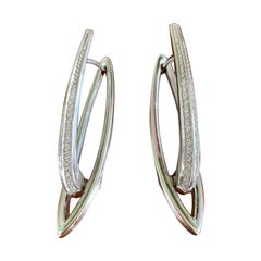 Modern Brilliant Cut Diamond 18 Karat White Gold Fashion Pierced Earrings