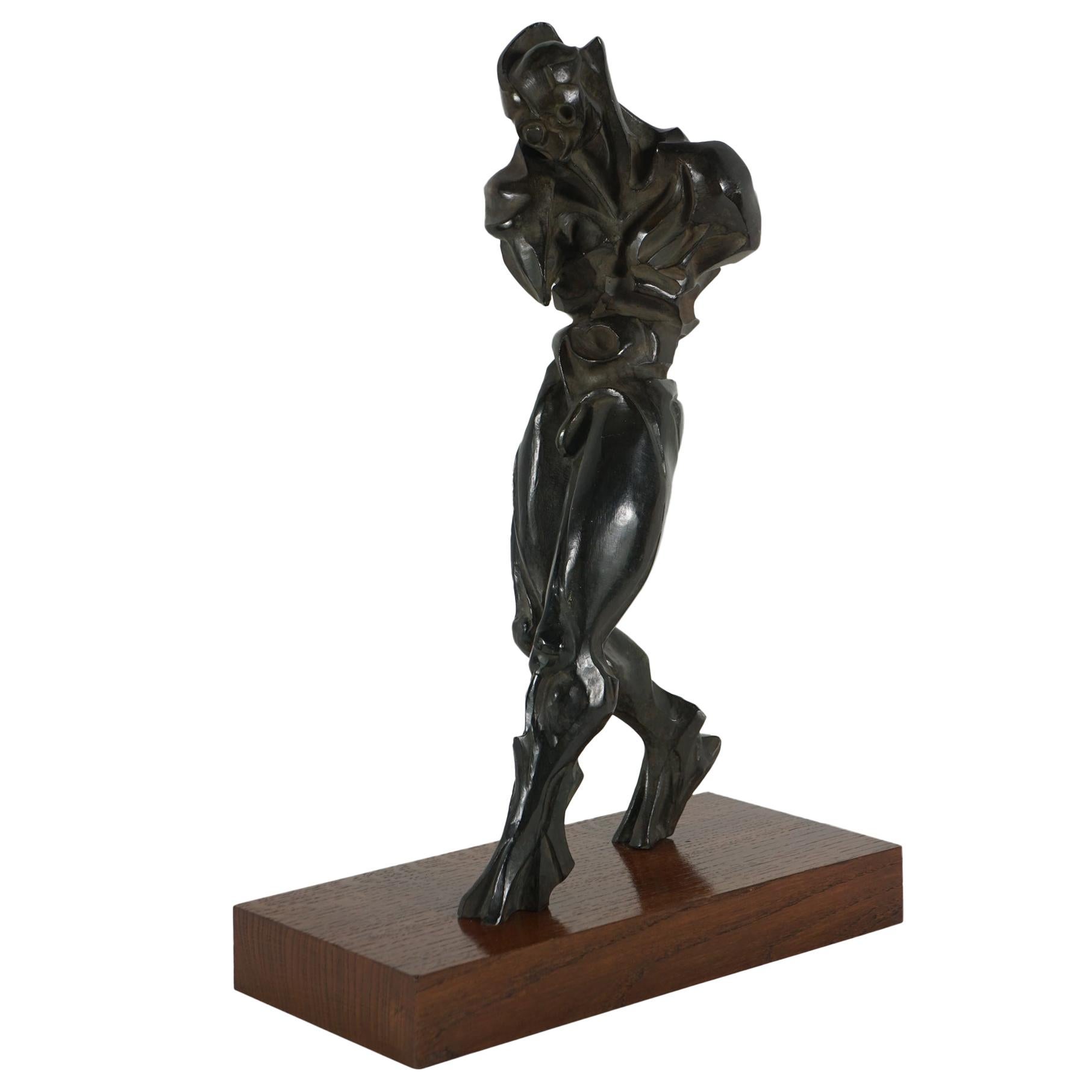 Figure moderne en bronze de Manuel Fernandez