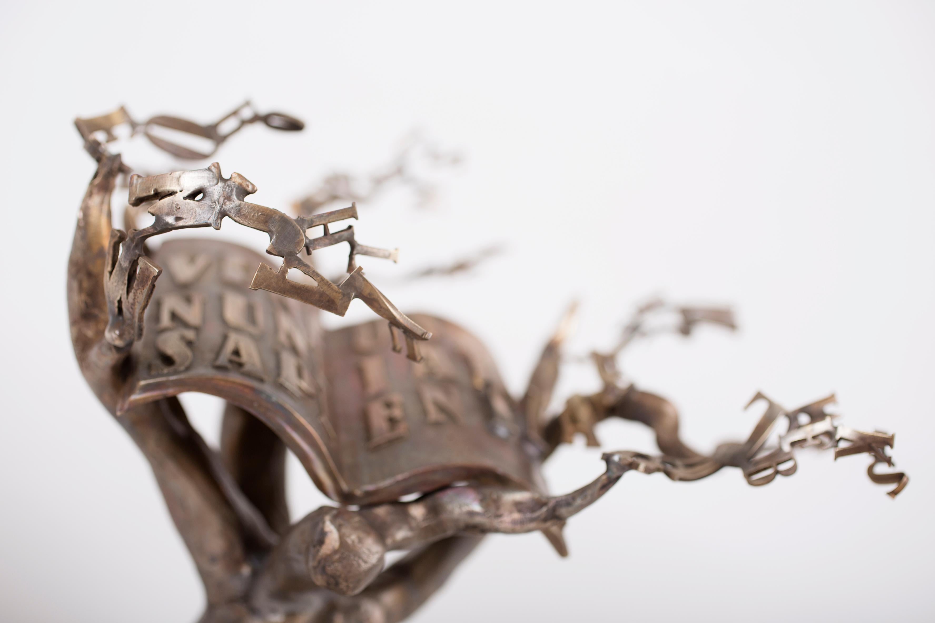 Sculpture moderne en bronze « The Wind Of The Wisdom » (Le vent de la sagesse) 1