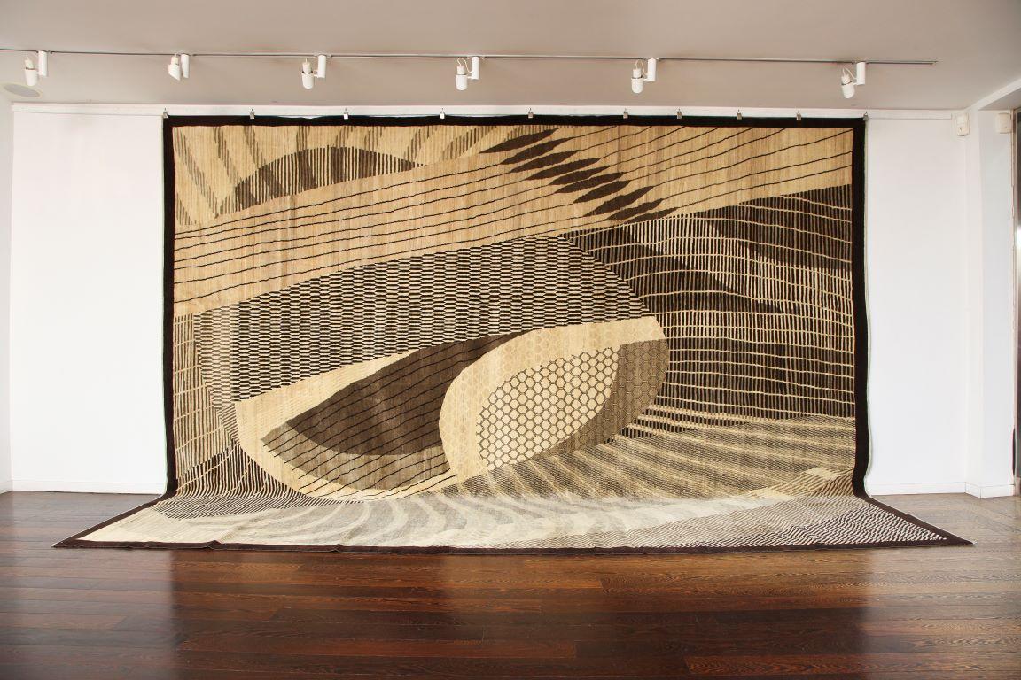 Moderno Tappeto moderno in lana persiana annodata a mano, marrone e crema, 12' x 15' in vendita