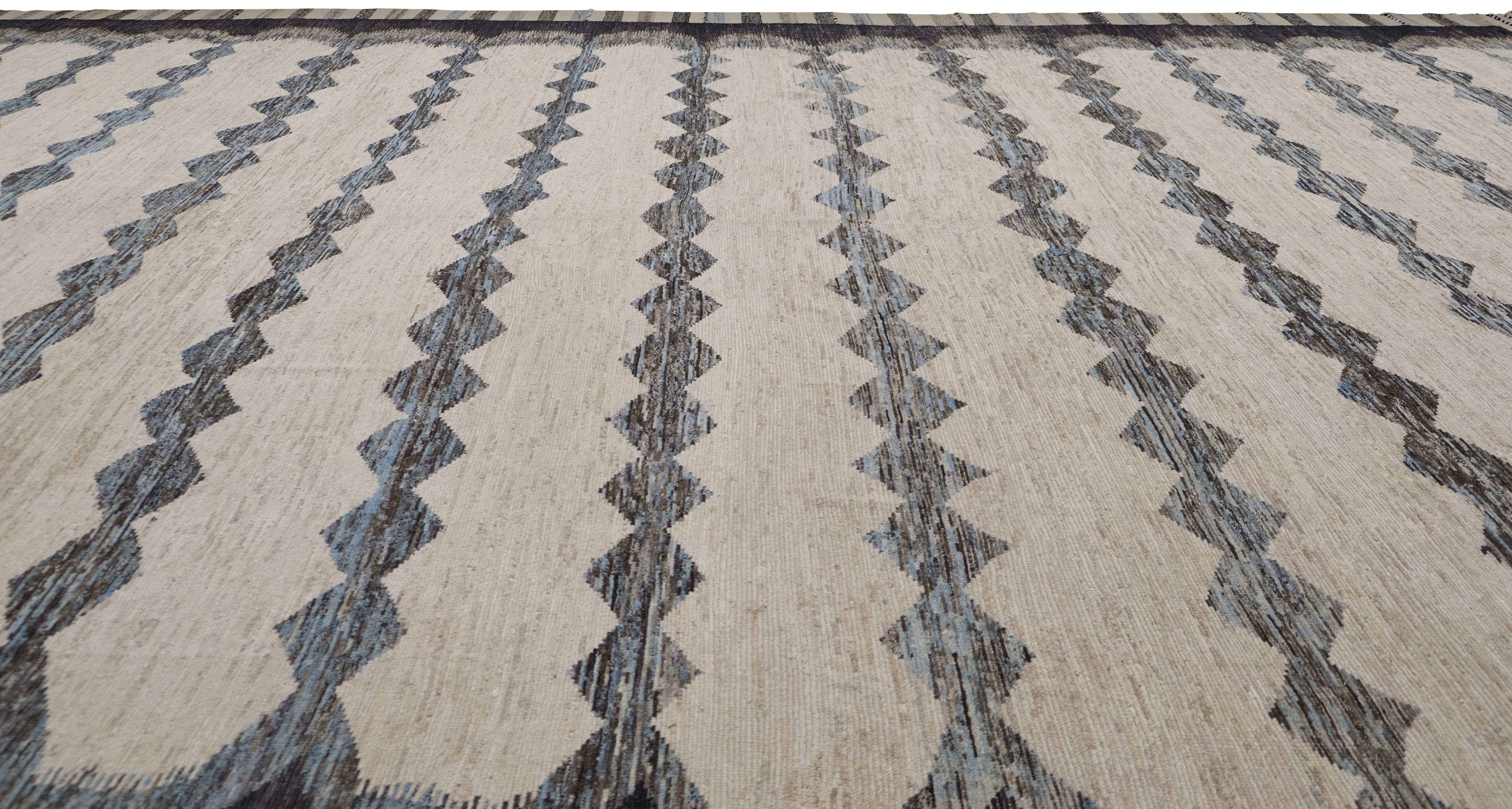 Modern Braun Blau Elfenbein Handgeknüpfter Wollteppich 20'3''x26'2'' (Moderne) im Angebot