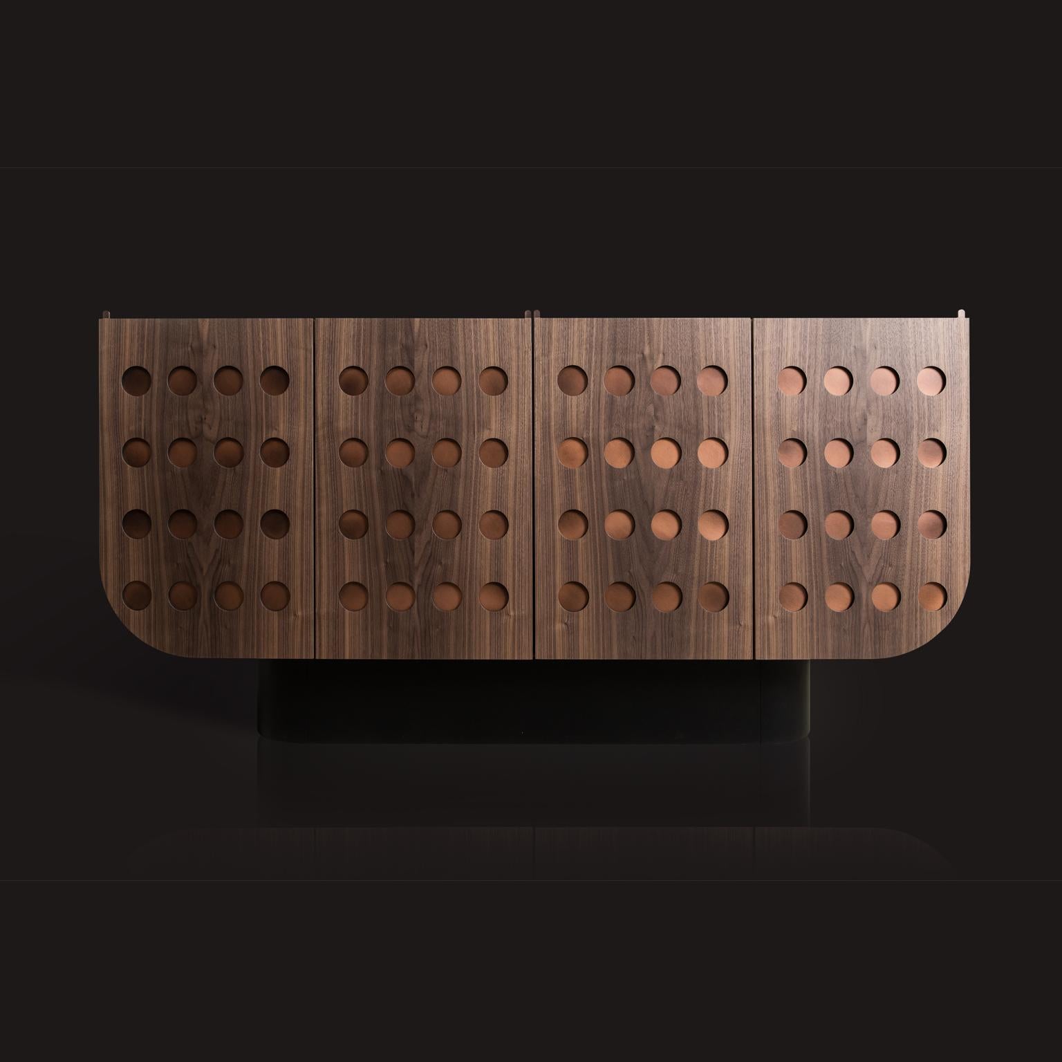 Modern brown wooden walnut bronze Cabinet For Sale 6