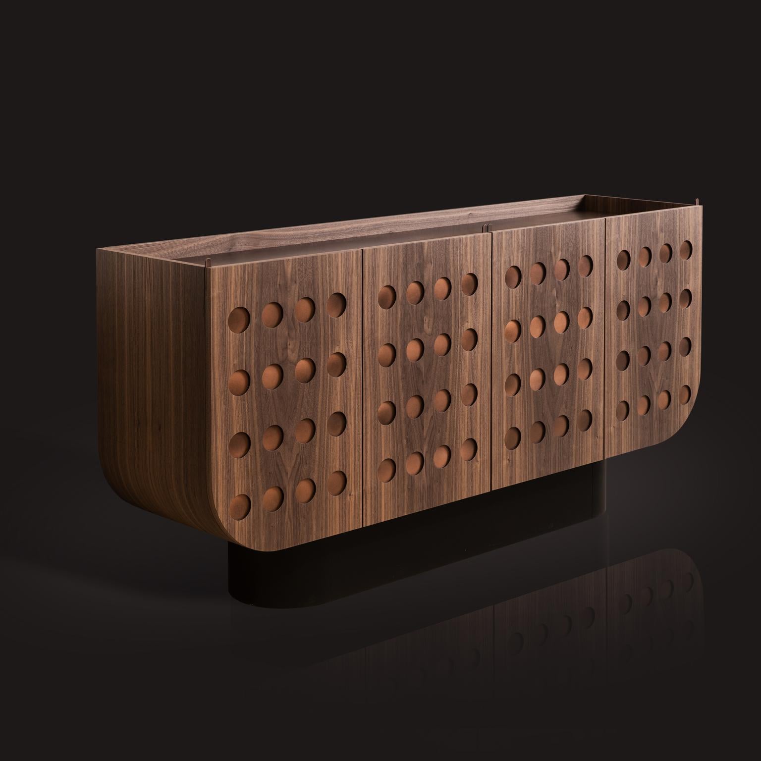 Modern brown wooden walnut bronze Cabinet For Sale 7