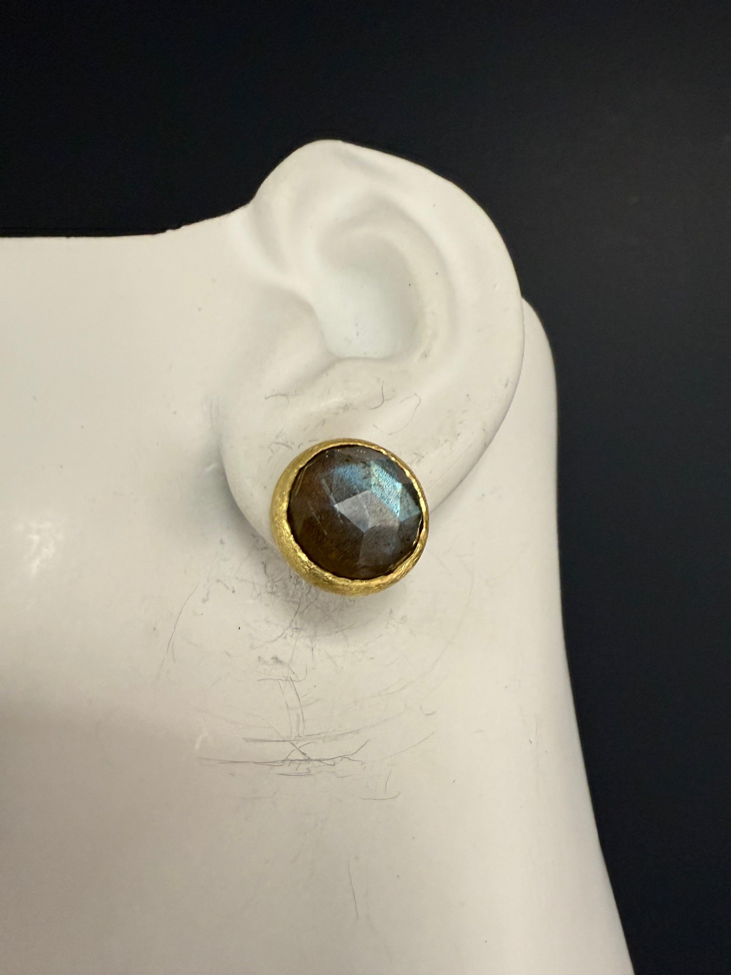 Women's Modern Brushed Yellow Gold Rose-Cut Labradorite Statement Earrings For Sale