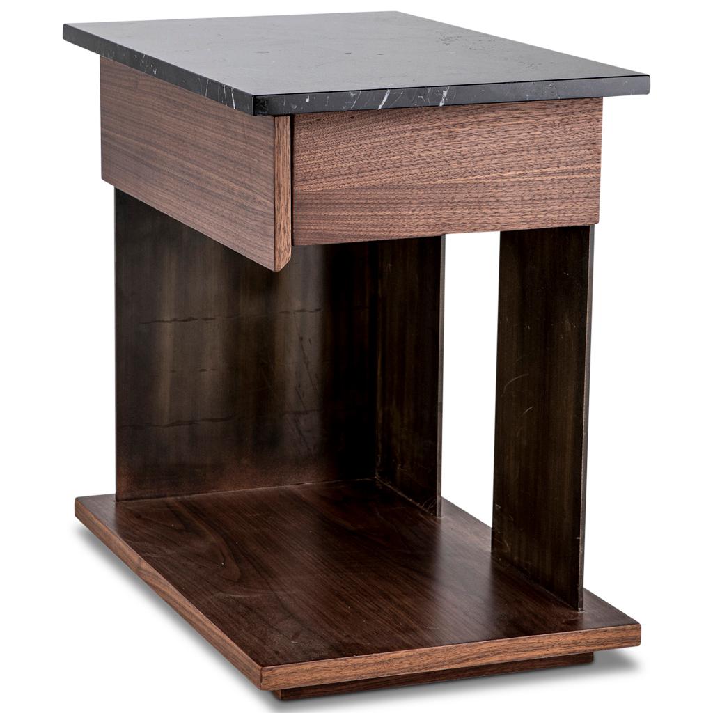 Sud-africain The Moderns, Brutalist, Puzzle Bedside Pedestal en noyer, marbre noir et acier bronzé en vente