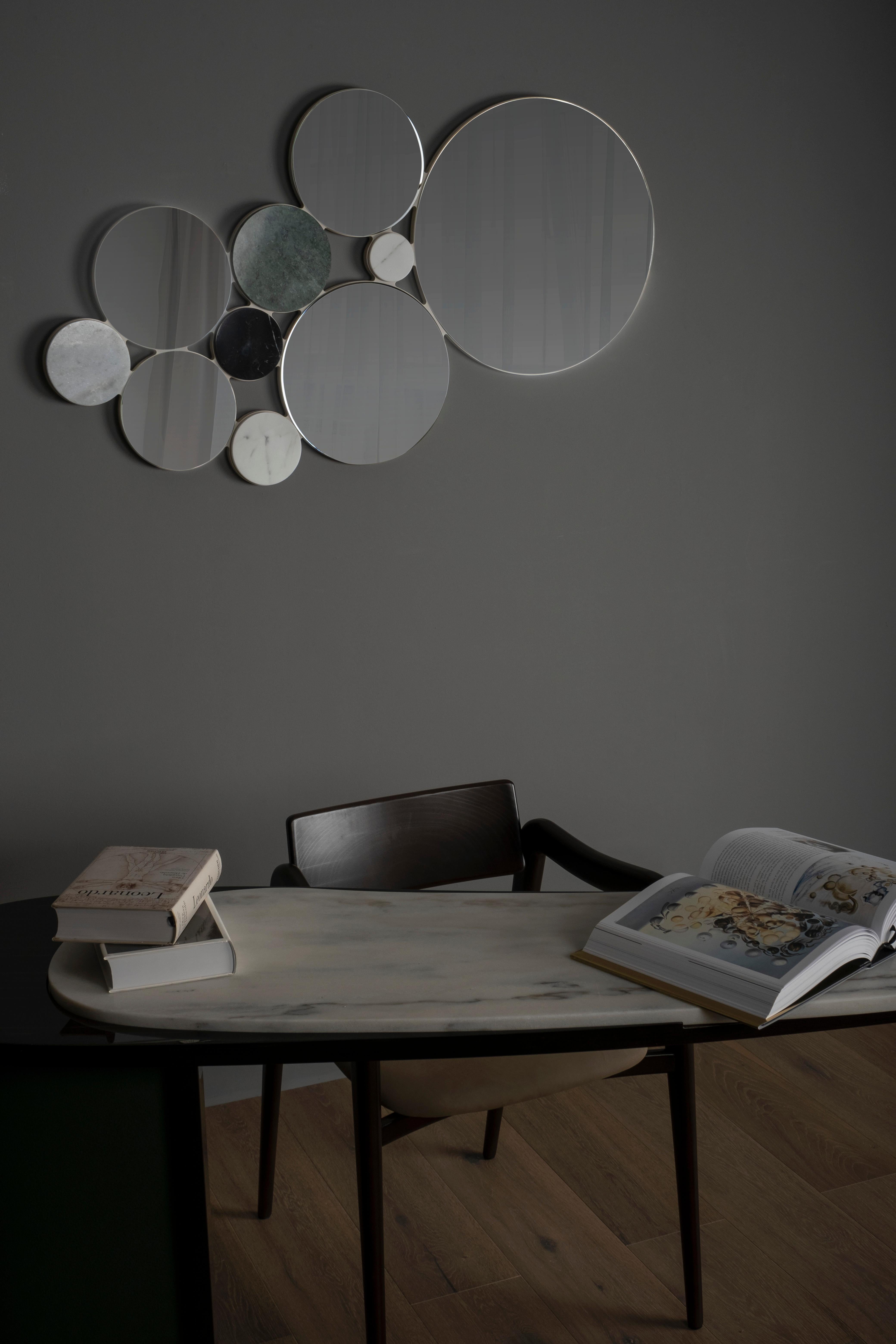 Moderne Miroir mural Bubbles 19 fabriqué à la main au Portugal par Greenapple en vente