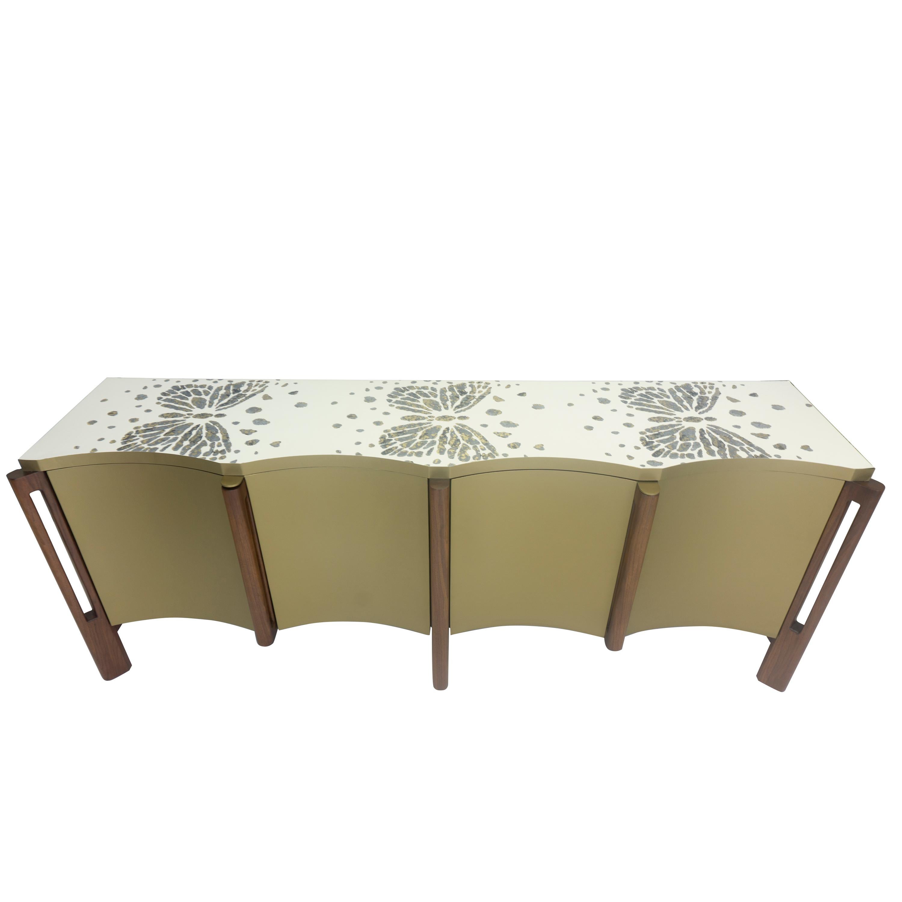 Beveled Modern Buffet Table with Glass Top and Scalloped Edge For Sale