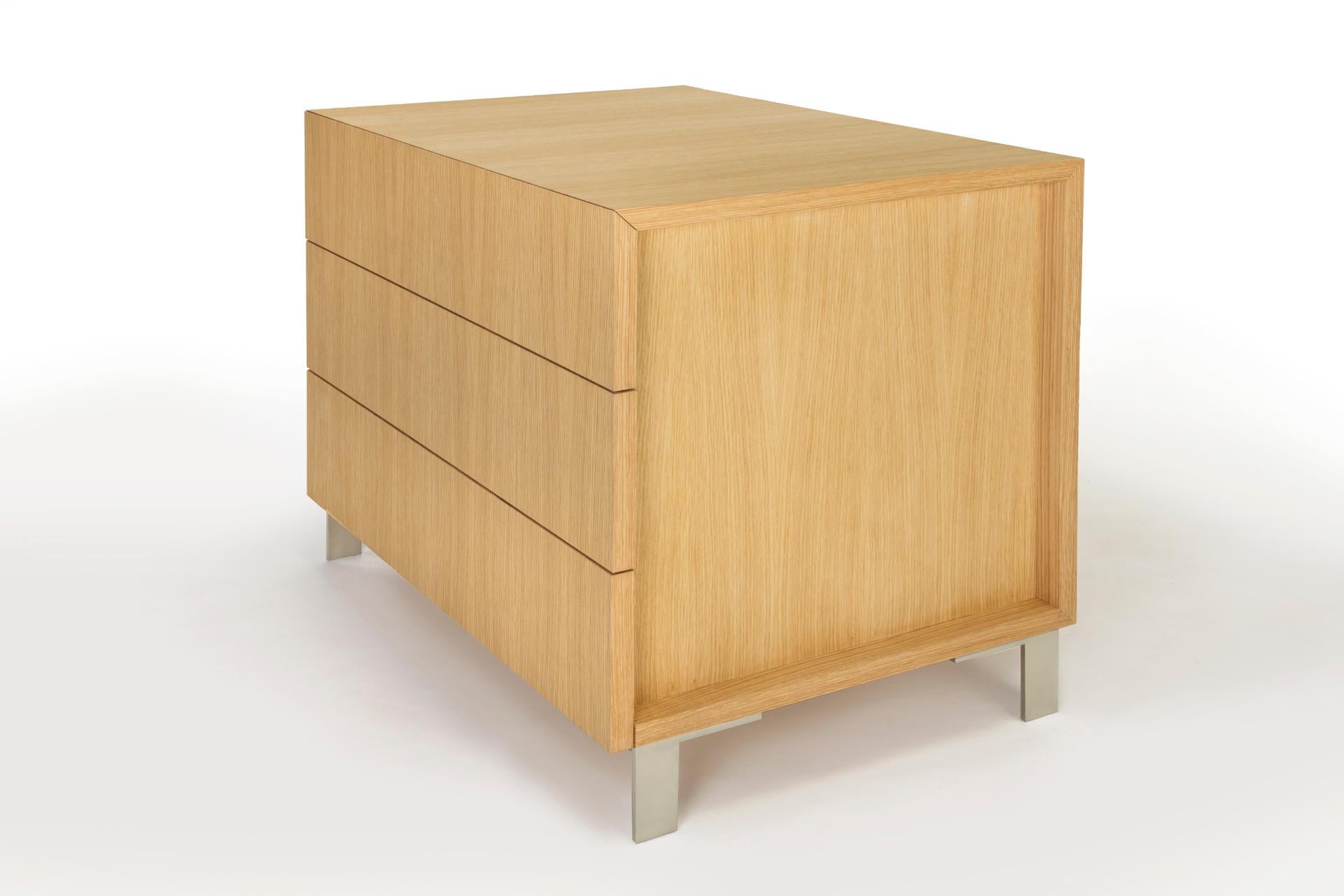 Moderne Bureau moderne en chêne blanc figuré, par Studio DiPaolo en vente