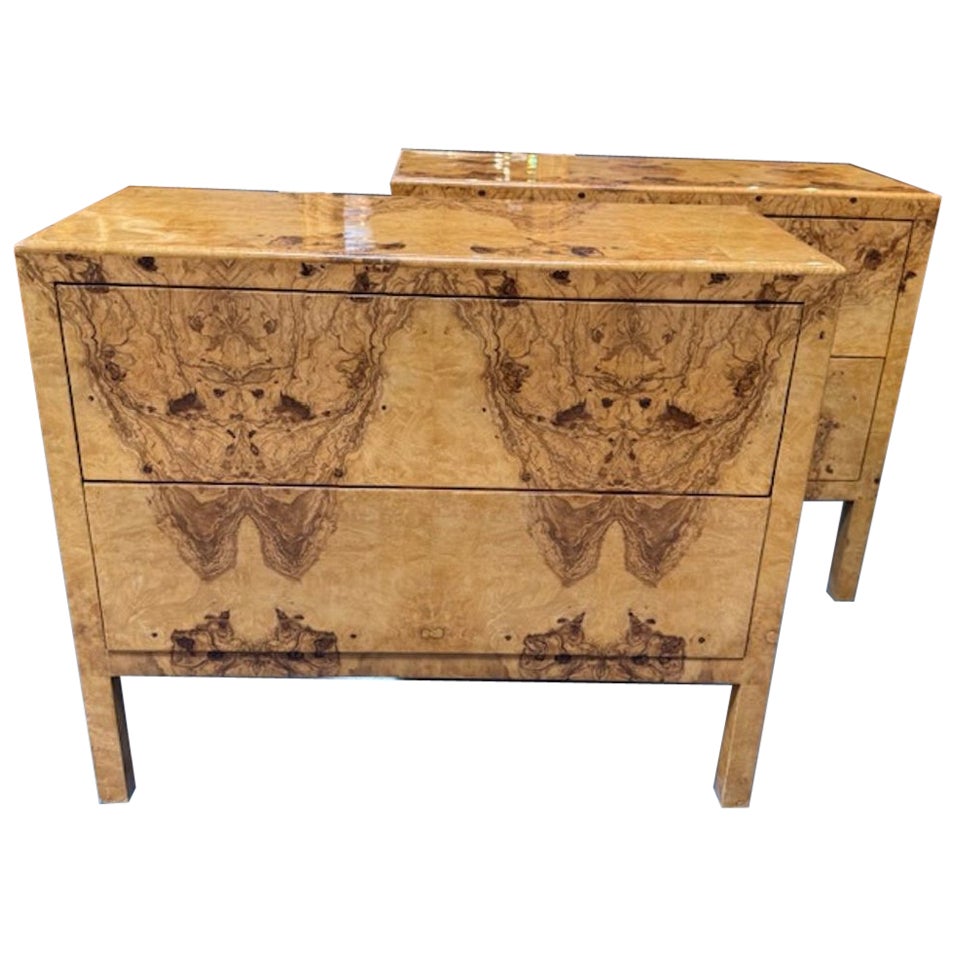 Commodes modernes en placage de ronce de noyer aux veines assorties en vente