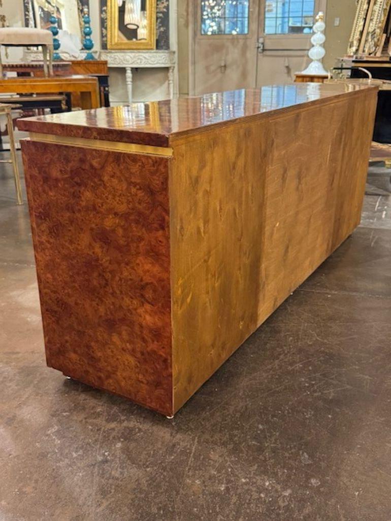 Credenza moderna in radica e ottone di Pierre Cardin In condizioni buone in vendita a Dallas, TX