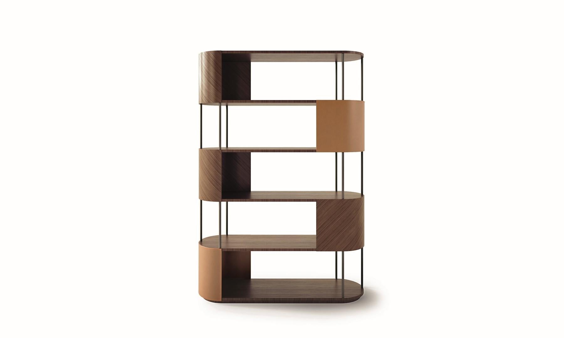 Italian Modern by Carpanelli Gae small Bookcase in wood and leather For Sale