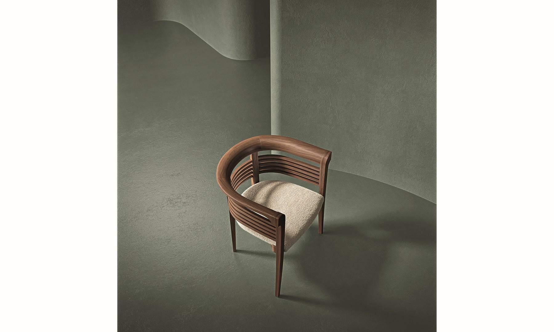 Poltrona moderna di Giuseppe Carpanelli Dolfin in legno massello in vendita 2