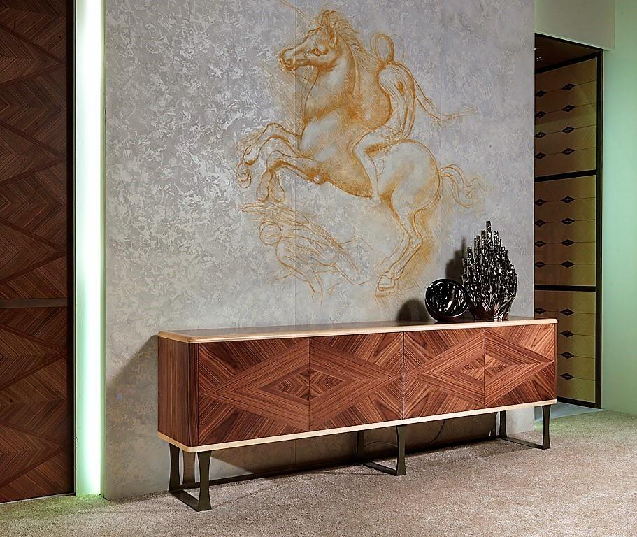 Moderno Modern by Giueseppe Carpanelli Desyo Credenza intarsiata in noce canaletta in vendita