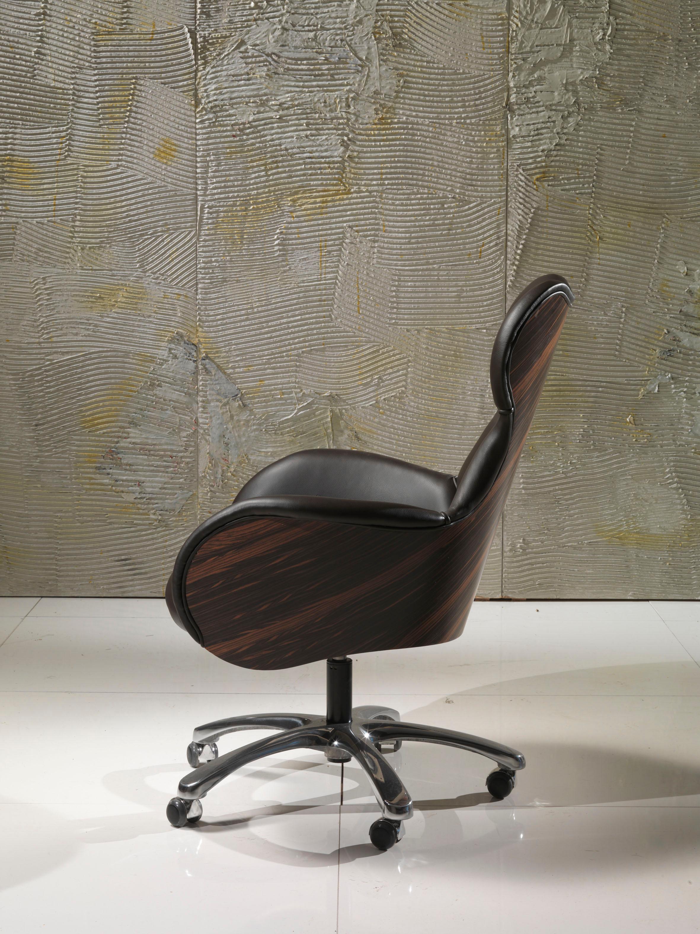 italien Fauteuil de bureau Cartesio moderne par Giuseppe Carpanelli en vente