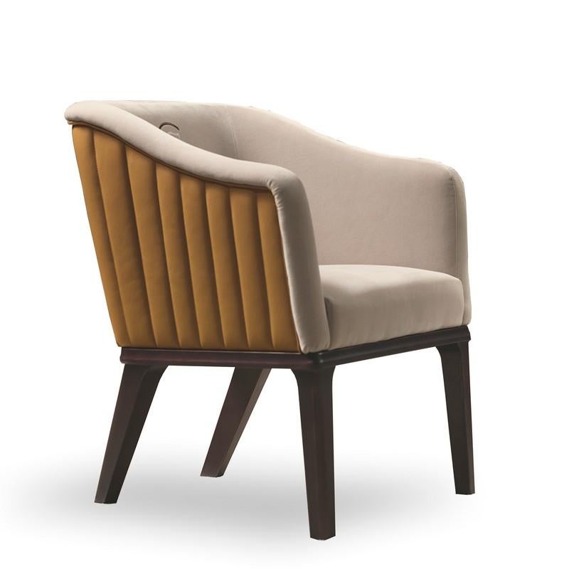 Italian Modern by Giuseppe Carpanelli Club Armchair in leather For Sale