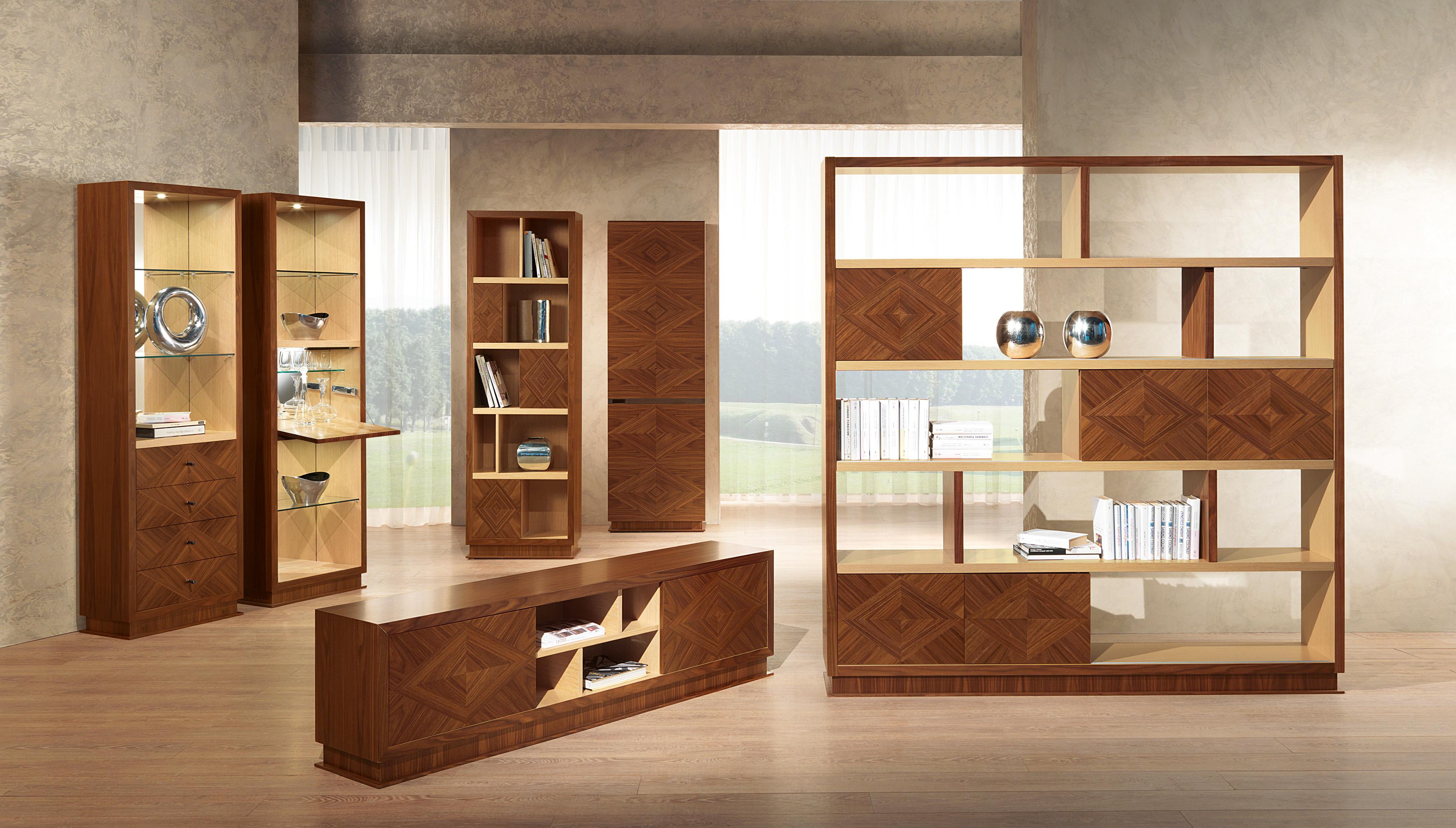 Bookcase without back. Its peculiarity is the doors that slide horizontally along the entire length of the compartment, closing the compartment that you prefer. The processing of the doors is done with a diamond inlay.
The structure of the bookcase