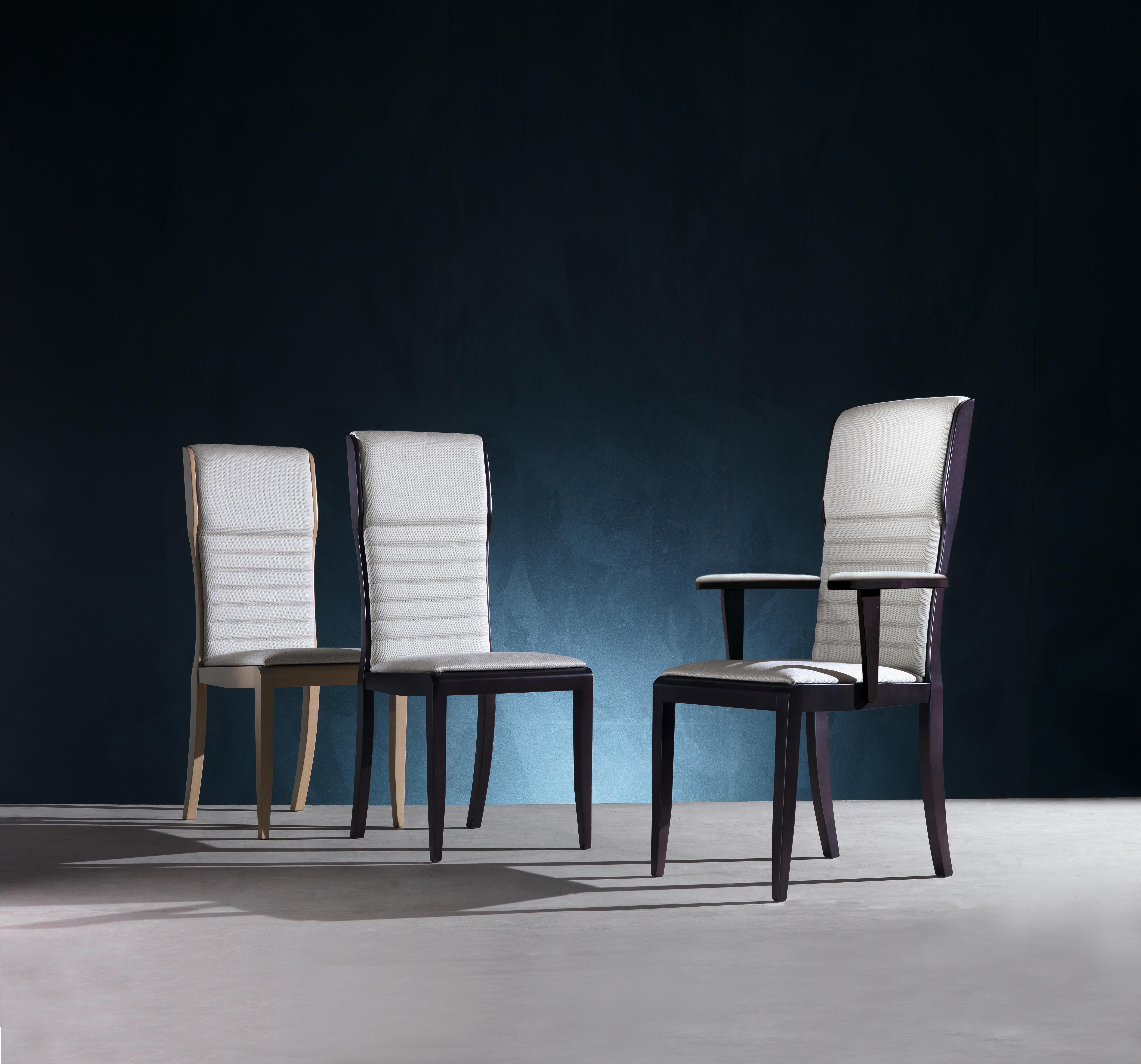 Modern von Giuseppe Carpanelli Galileo, Sessel mit gepolsterter Polsterung (Moderne) im Angebot