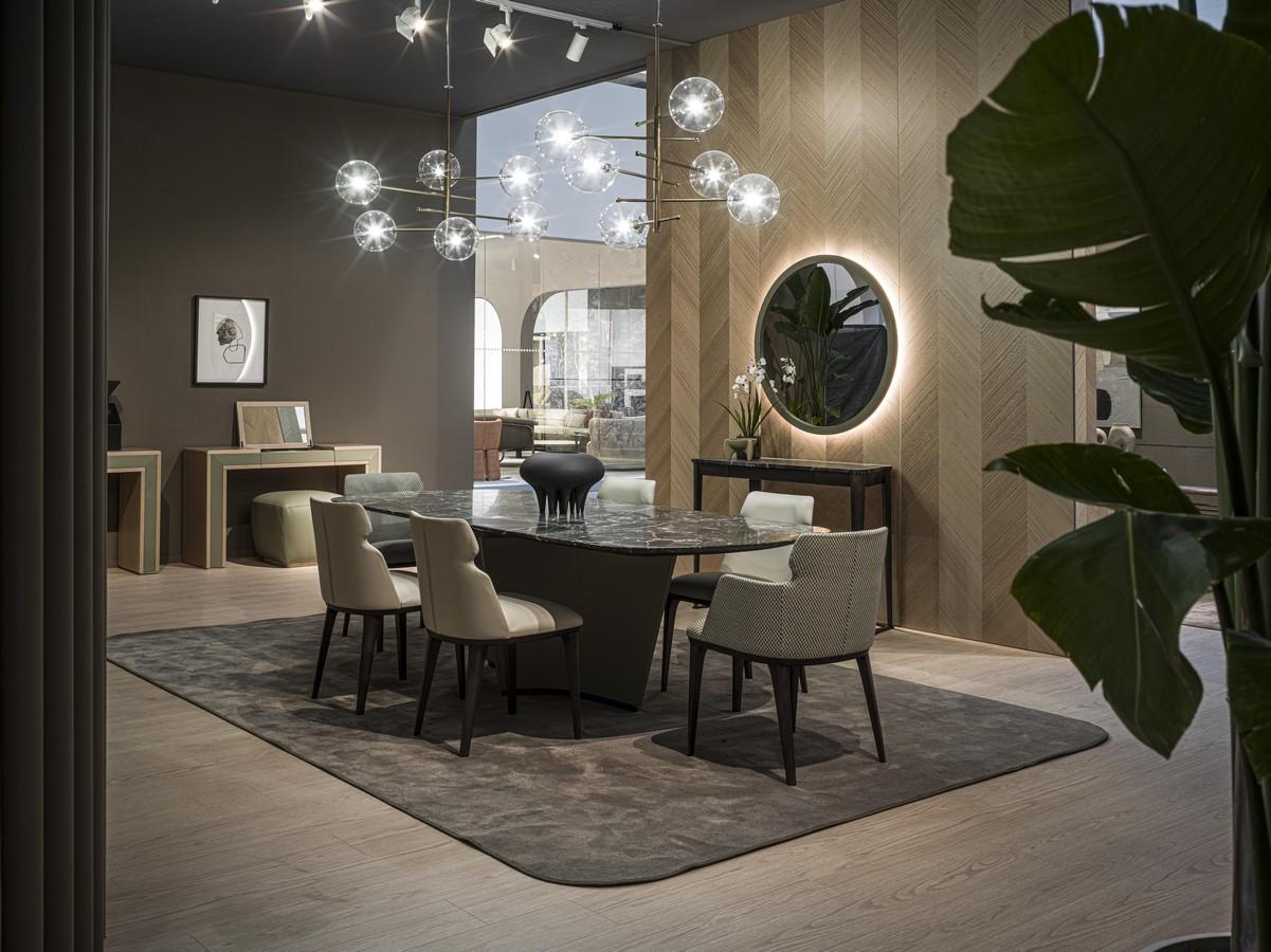 Pelle Modern by Giuseppe Carpanelli Sail table with base in leather and marble top in vendita