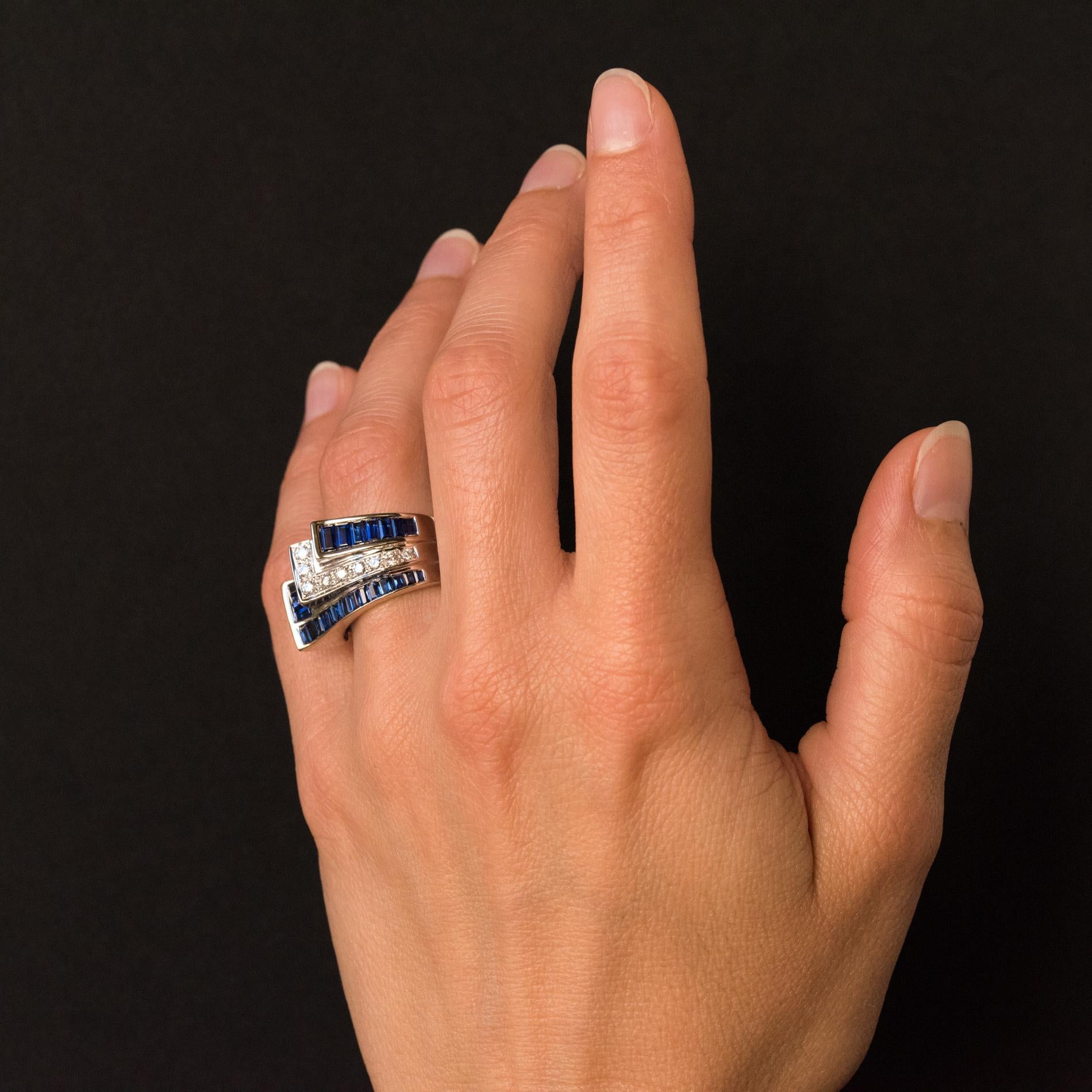 Modern Calibrated Sapphire Diamonds 18 Karat White Gold Art Deco Style Ring 1