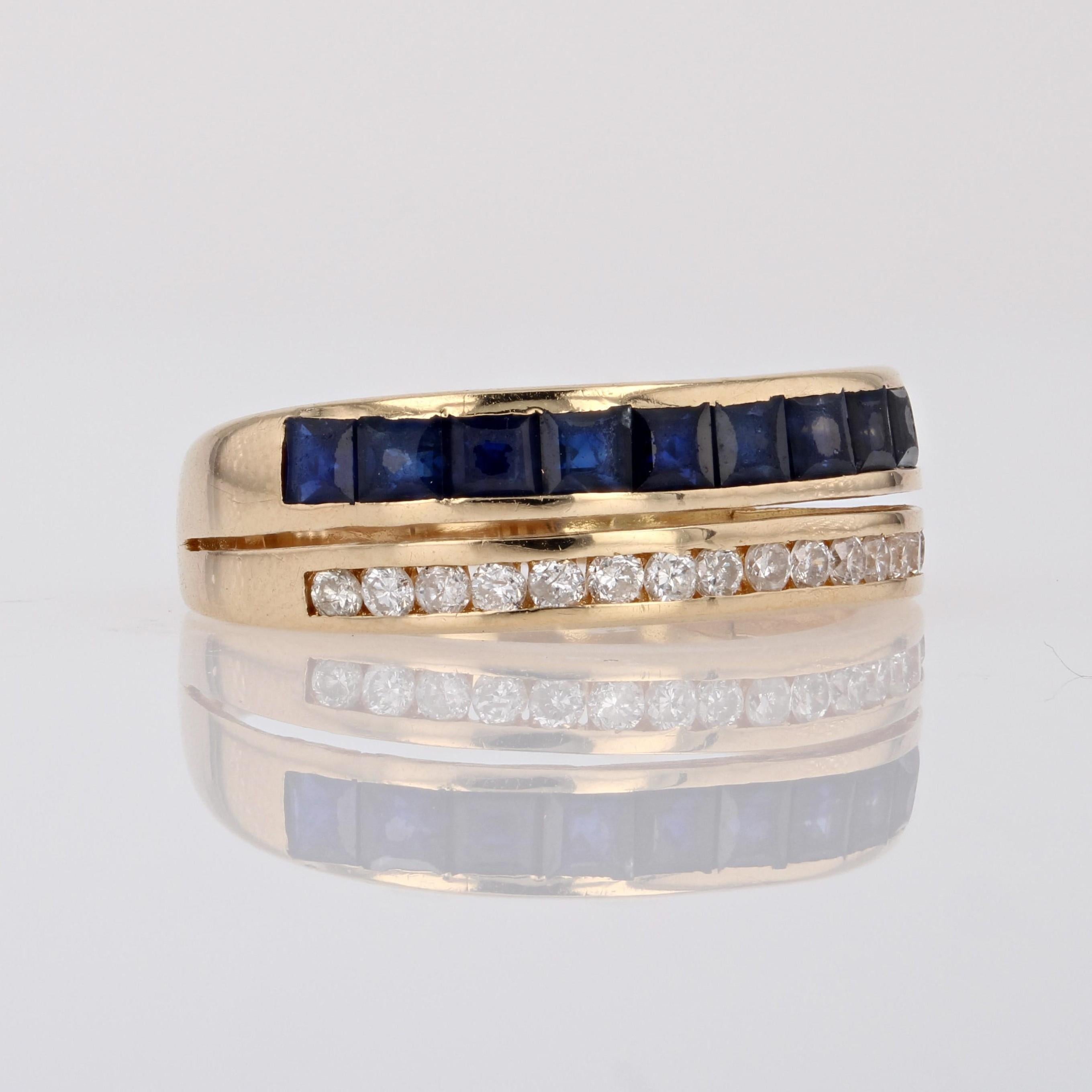 Modern Calibrated Sapphires Diamonds 18 Karat Yellow Gold Bangle Ring In Good Condition In Poitiers, FR