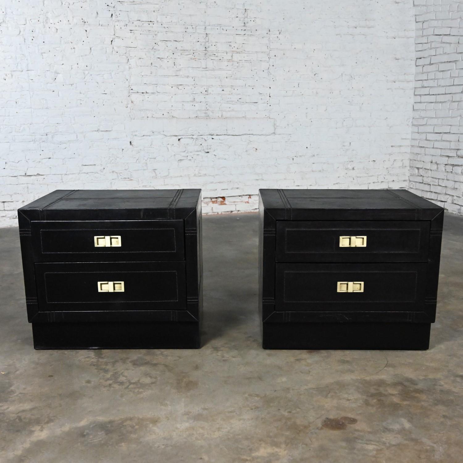 Modern Campaign Style Black Espresso Dyed Leather End Tables Nightstands, a Pair For Sale 3