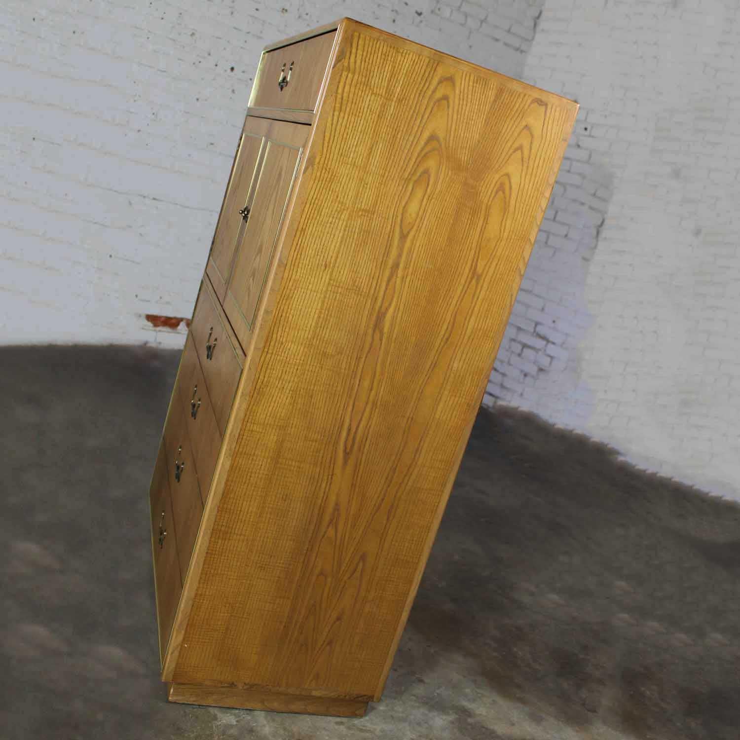 Cassapanca da uomo moderna in stile Campaigner Oak di Founders Furniture Patterns 35 in vendita 5