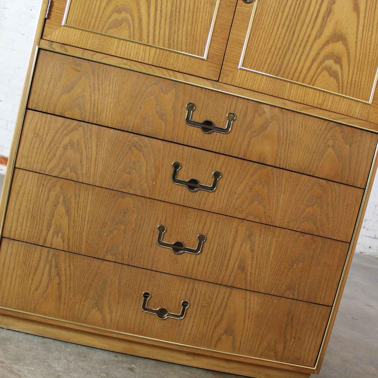 Cassapanca da uomo moderna in stile Campaigner Oak di Founders Furniture Patterns 35 in vendita 9