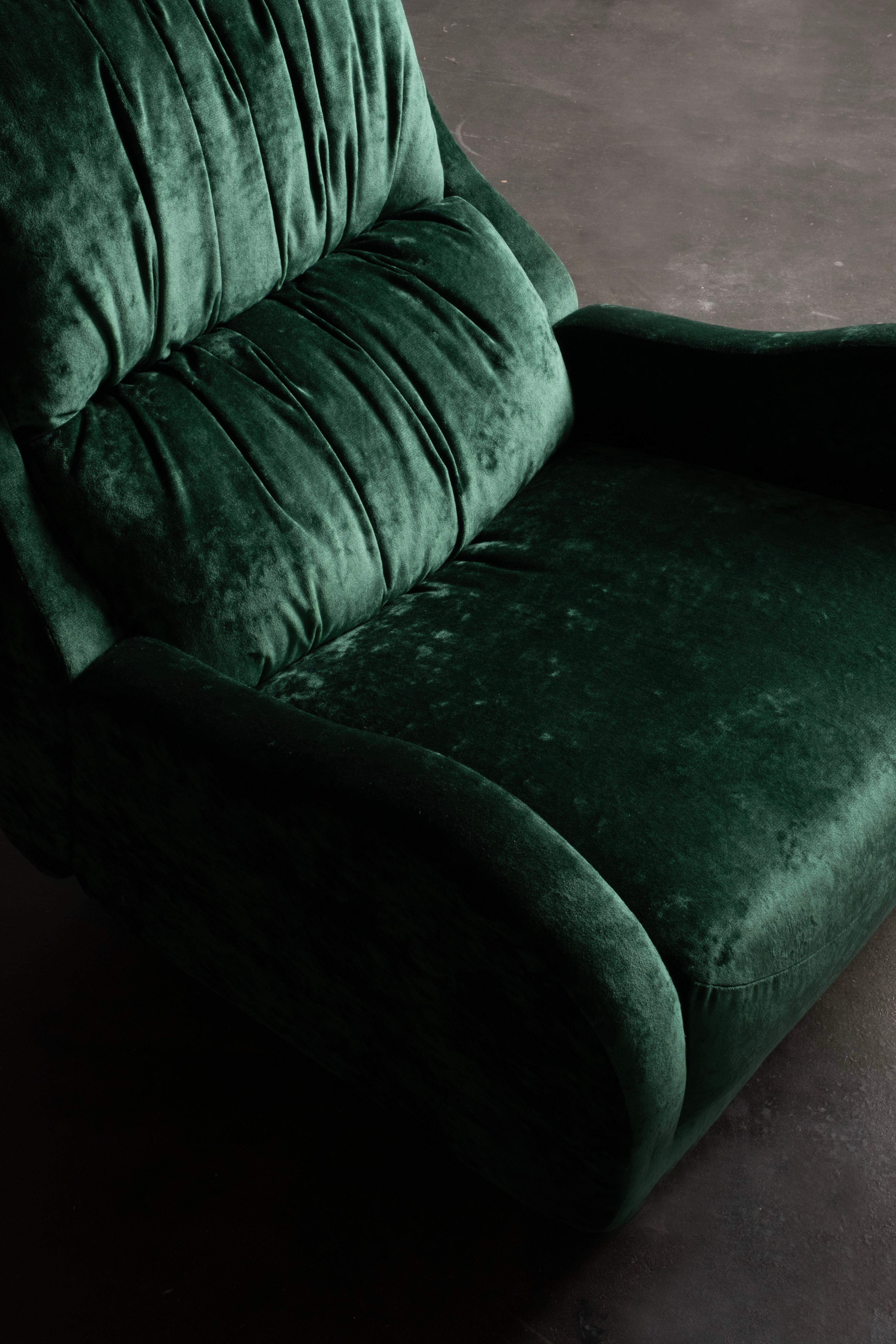 Modern Capelinhos Lounge Chair, Swivel, Velvet, Handmade Portugal by Greenapple For Sale 1