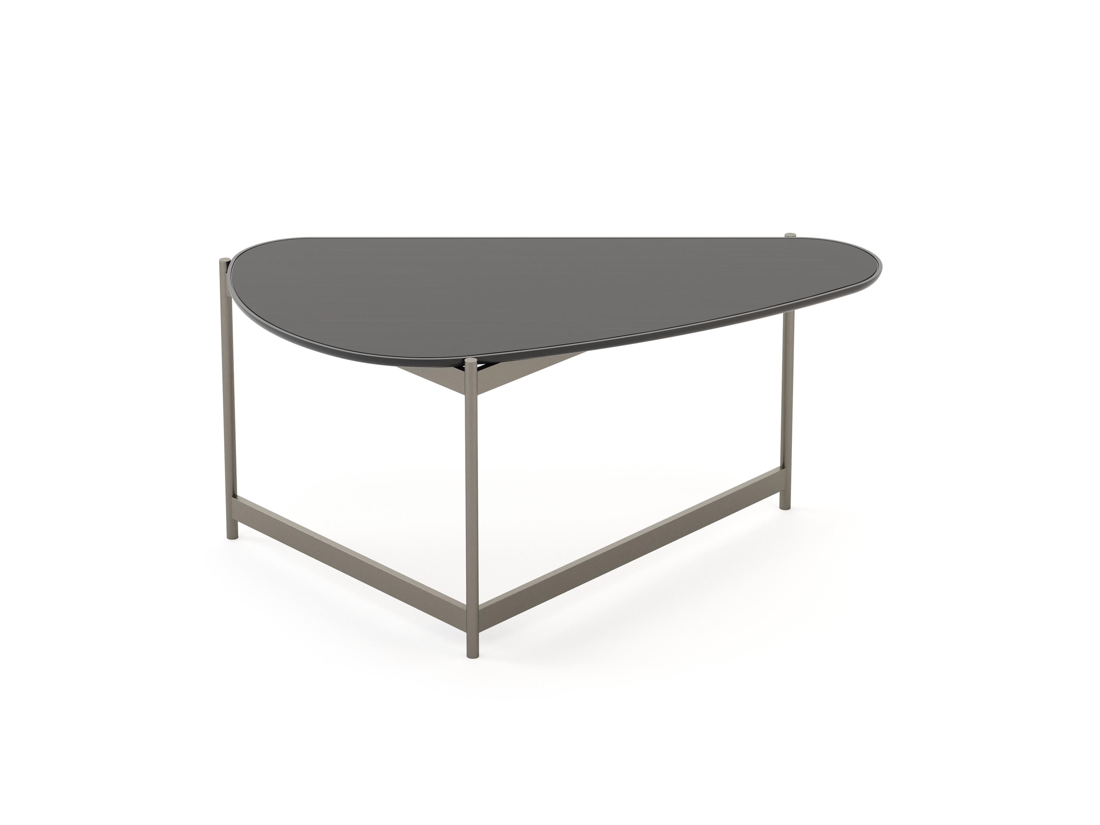 Modern Capri Desk Made with Ebony and Bronzed Iron, Handmade by Stylish Club In New Condition For Sale In Seroa, PT